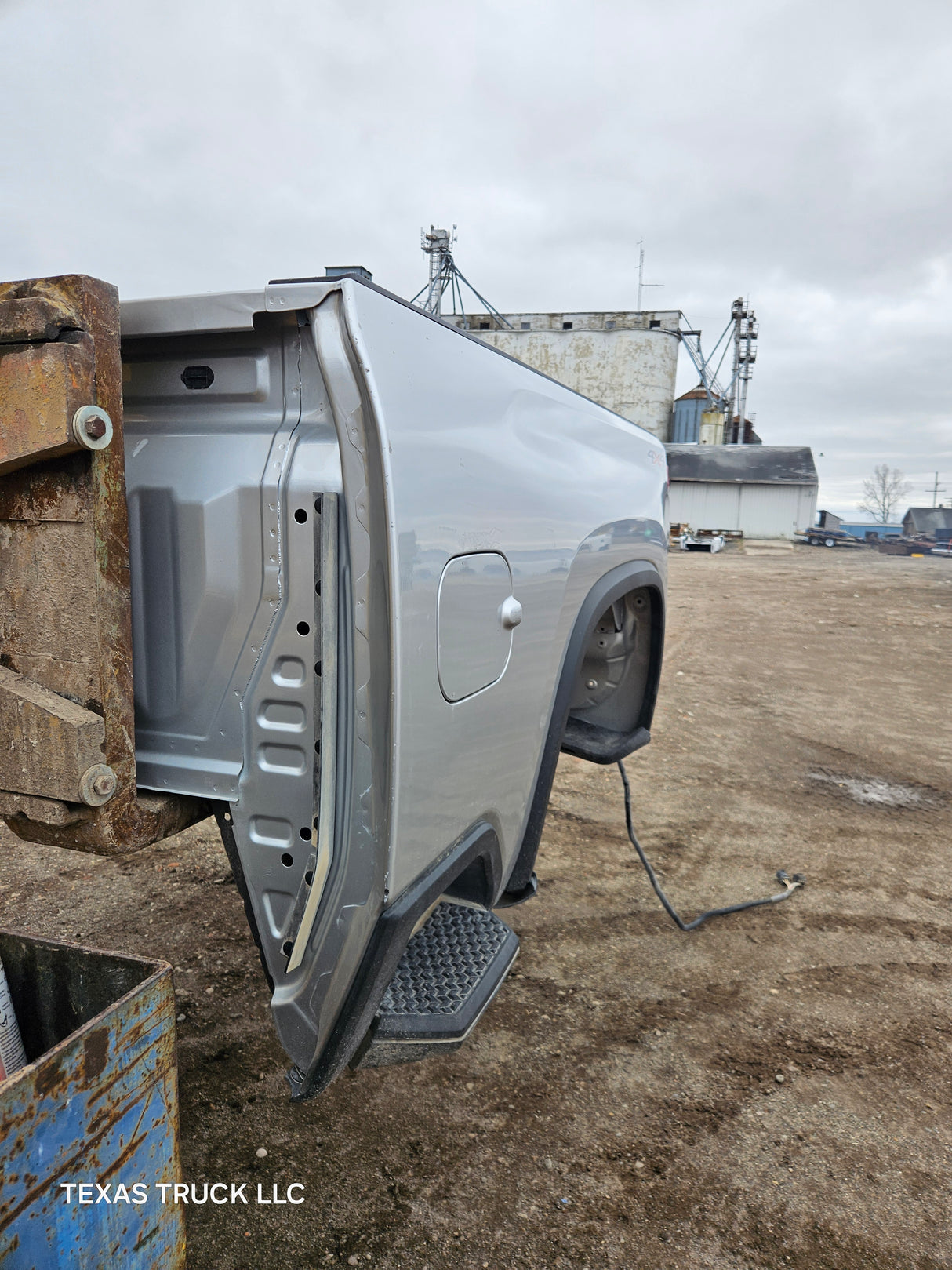 2019-2025 Chevrolet Silverado 2500 3500 HD 6' 6" Short Truck Bed