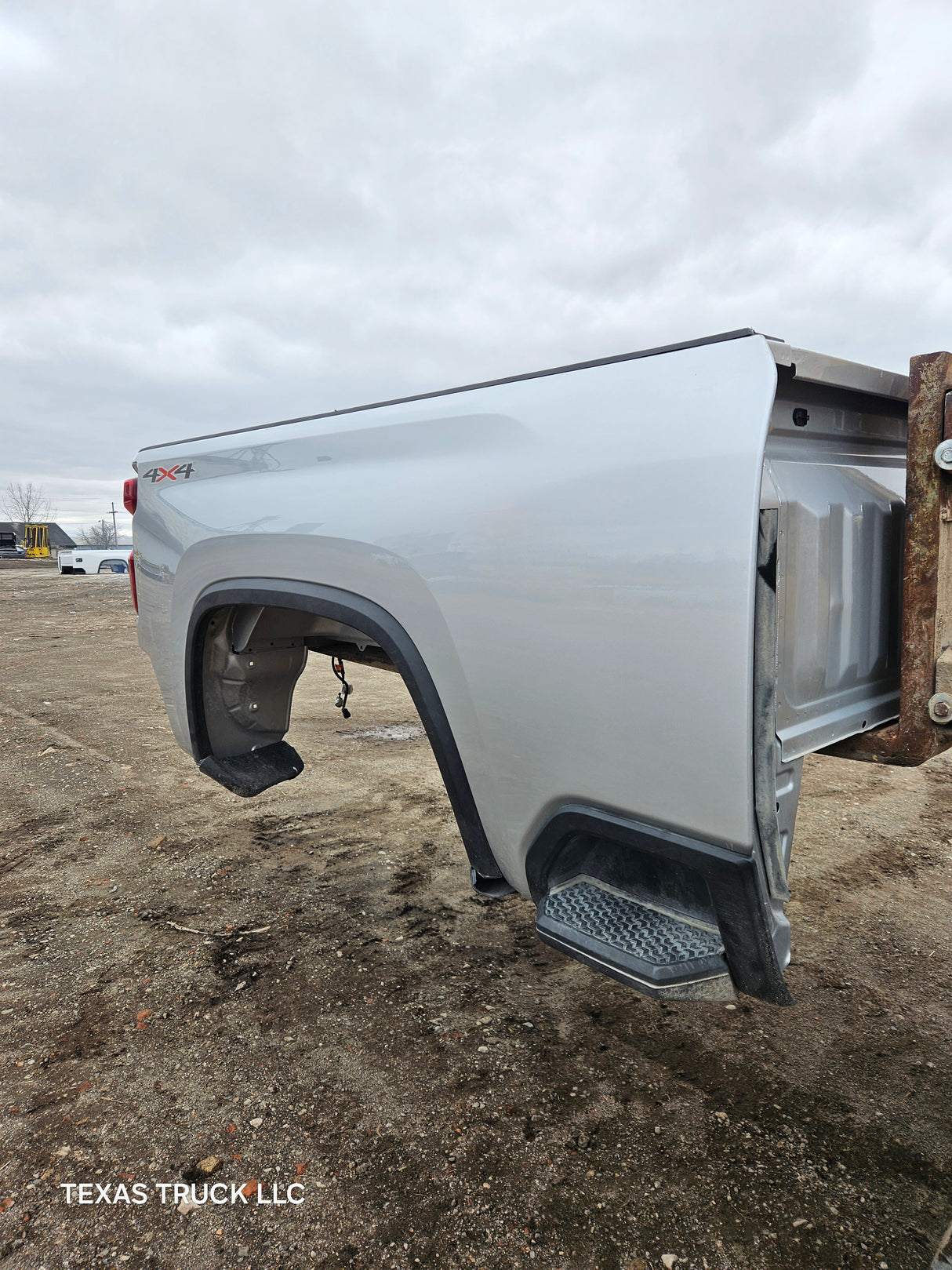 2019-2025 Chevrolet Silverado 2500 3500 HD 6' 6" Short Truck Bed