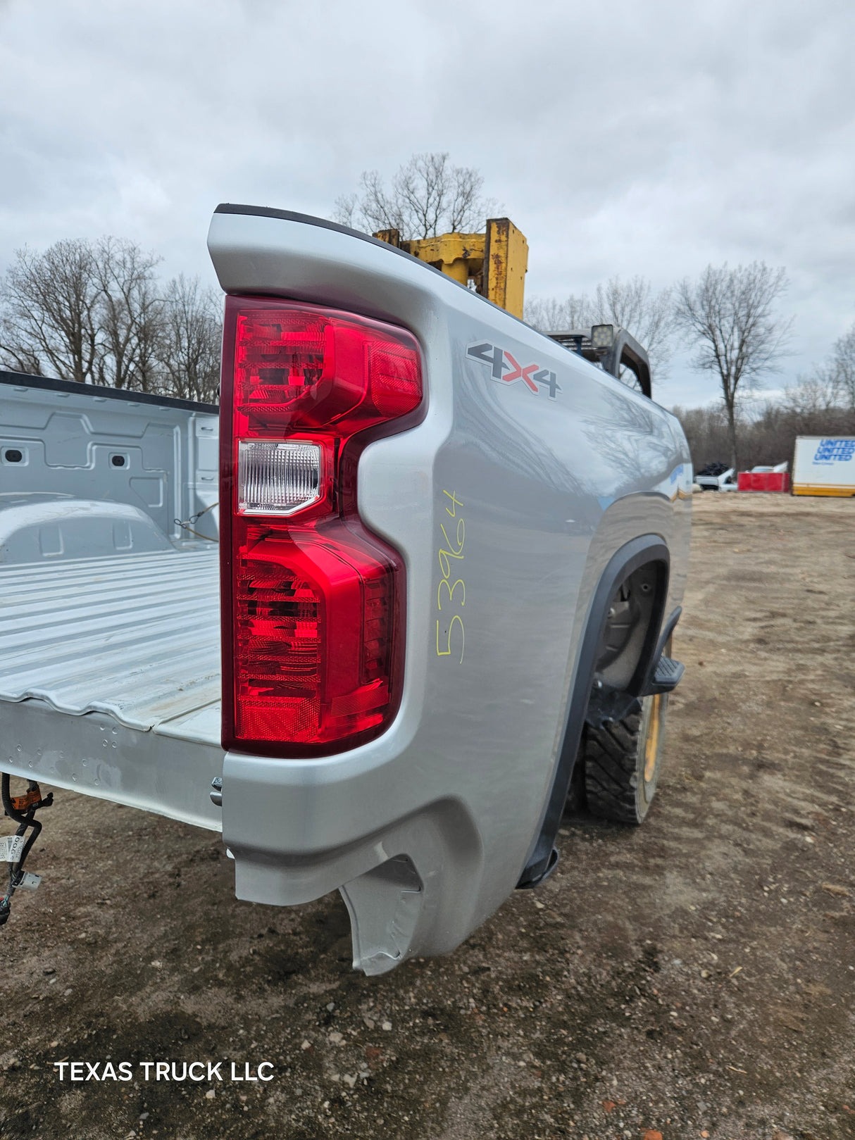 2019-2025 Chevrolet Silverado 2500 3500 HD 6' 6" Short Truck Bed