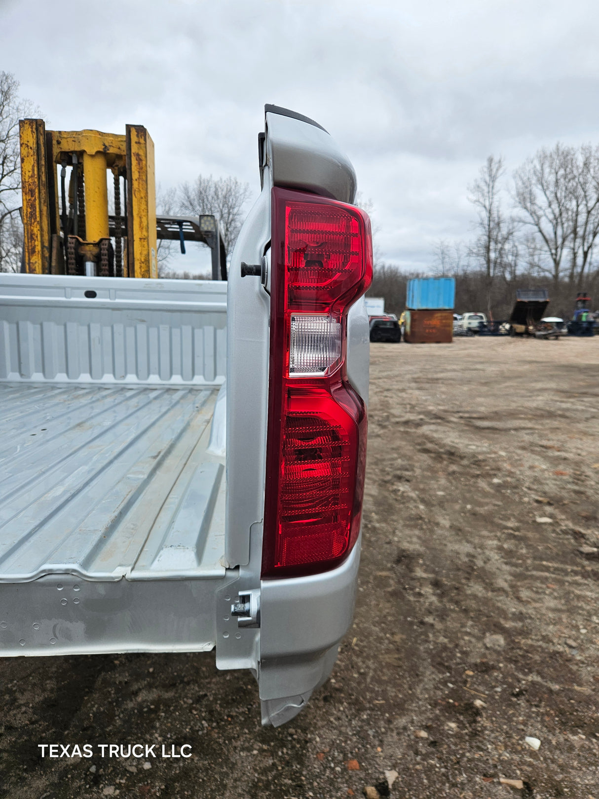 2019-2025 Chevrolet Silverado 2500 3500 HD 6' 6" Short Truck Bed