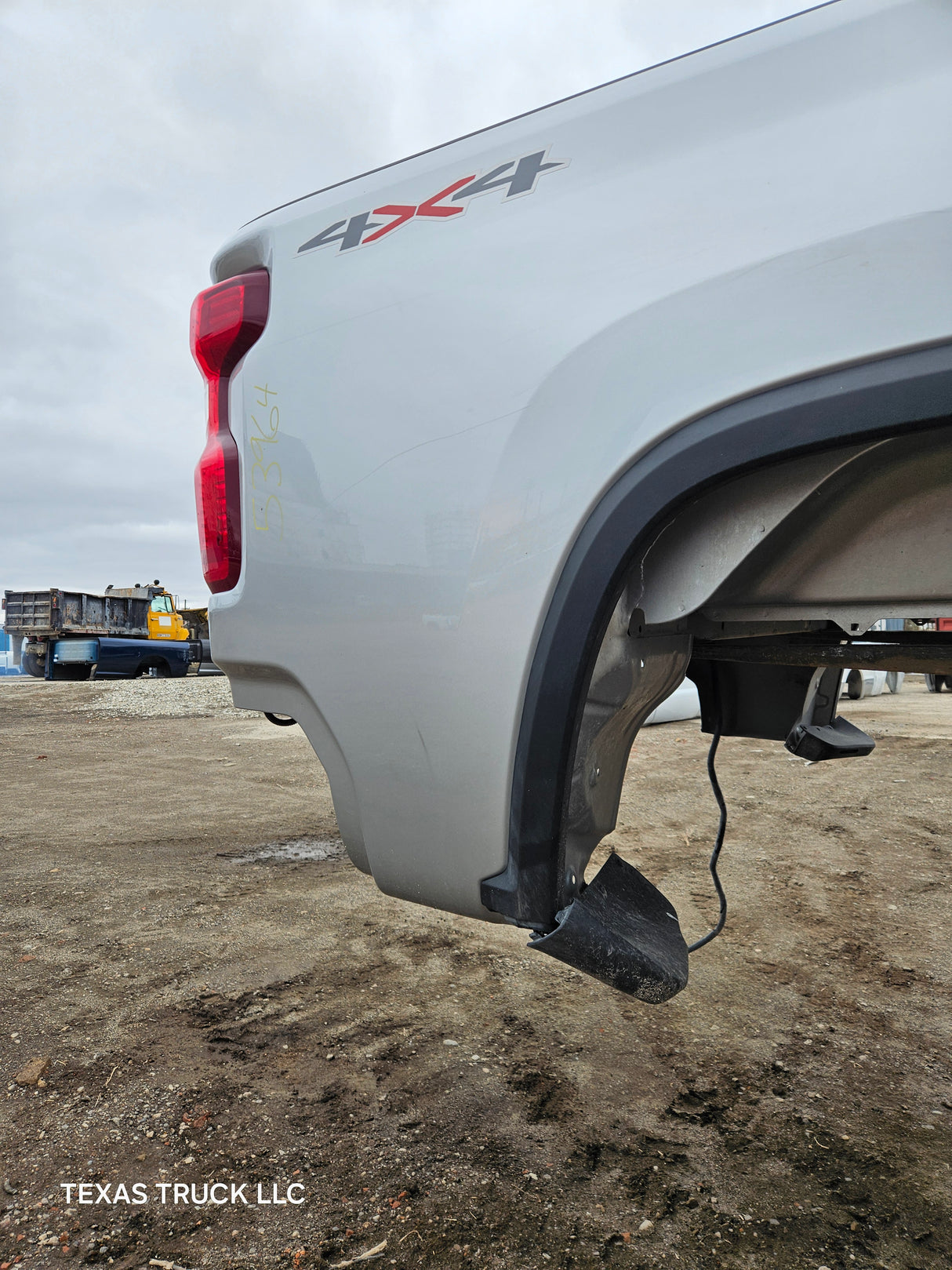 2019-2025 Chevrolet Silverado 2500 3500 HD 6' 6" Short Truck Bed