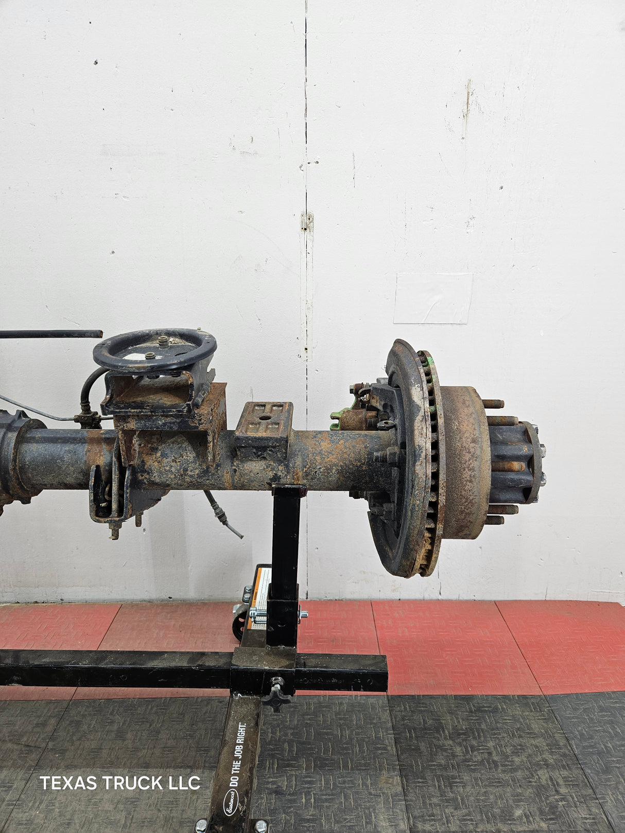 2002-2004 Ford Super Duty F250 F350 SRW Rear Axle 3.73 Gear Ratio - Part Out