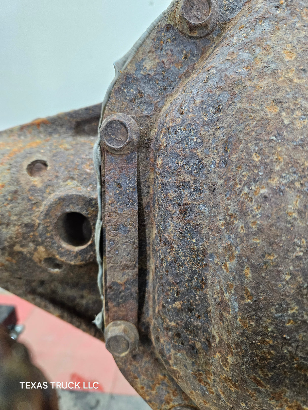 1999-2004 Ford Super Duty F250 F350 SRW Front Axle - Part Out