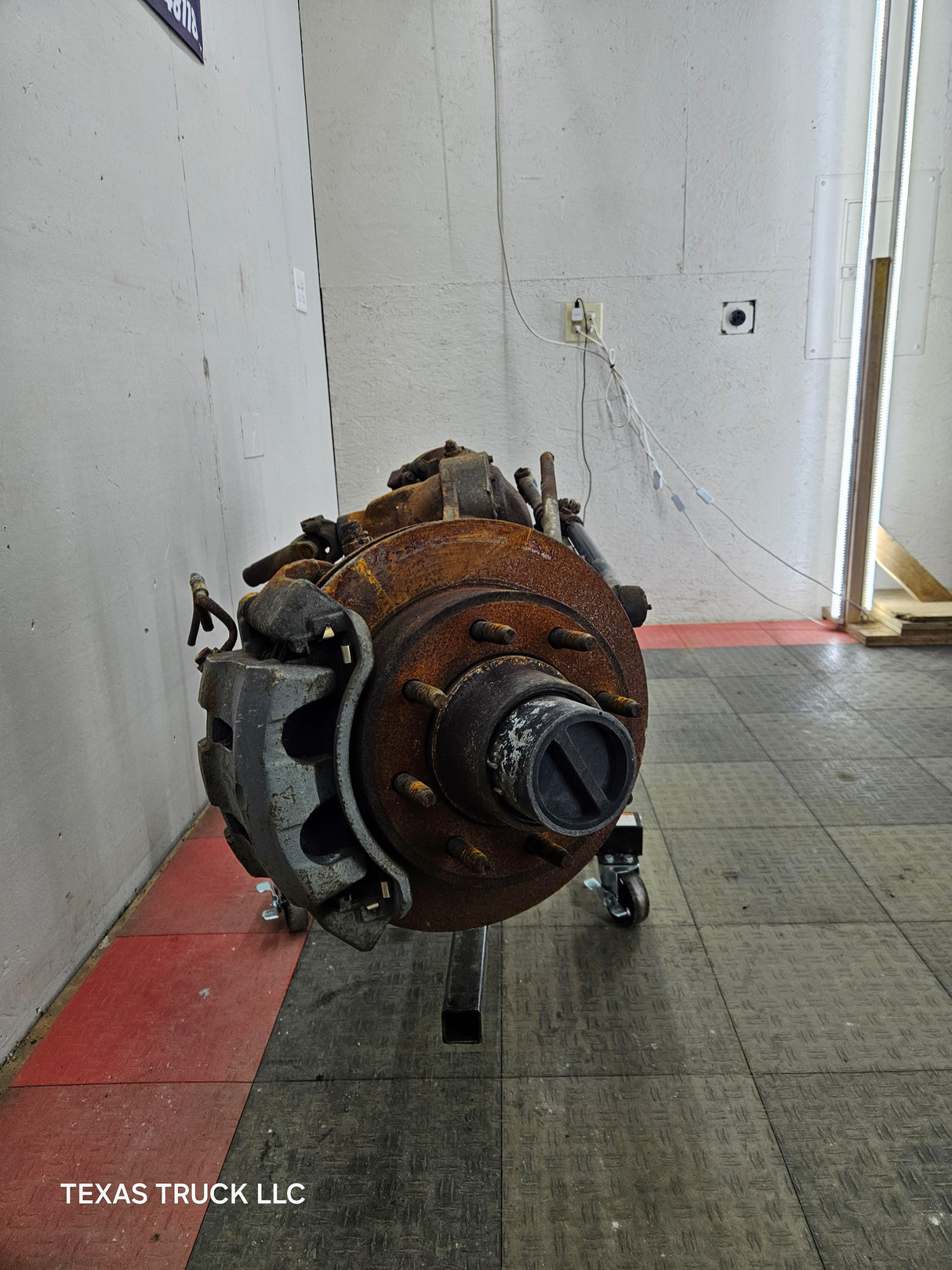 1999-2004 Ford Super Duty F250 F350 SRW Front Axle - Part Out