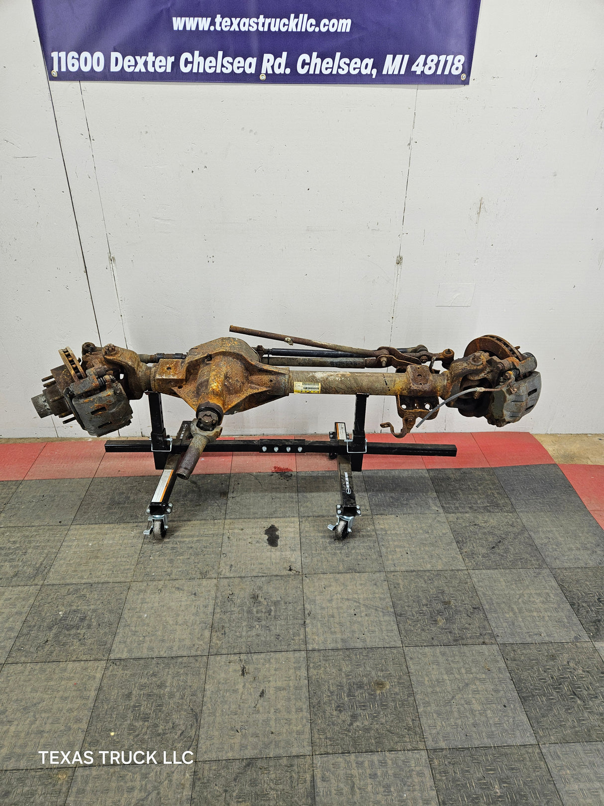 1999-2004 Ford Super Duty F250 F350 SRW Front Axle - Part Out