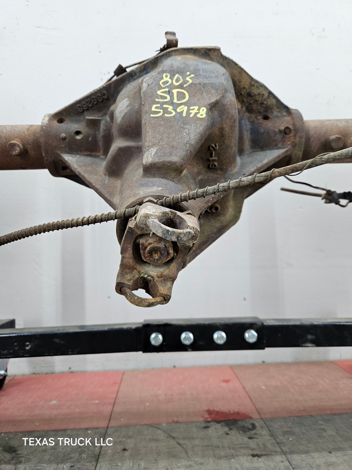 1980-1986 Ford F250 Semi Floating 3.00 Rear Axle SRW