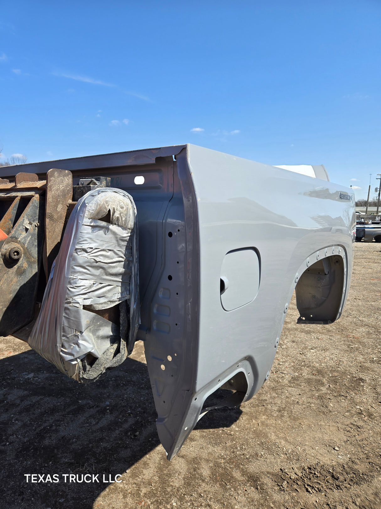 2019-2025 Chevrolet Silverado 2500 3500 HD 6' 6" Short Truck Bed