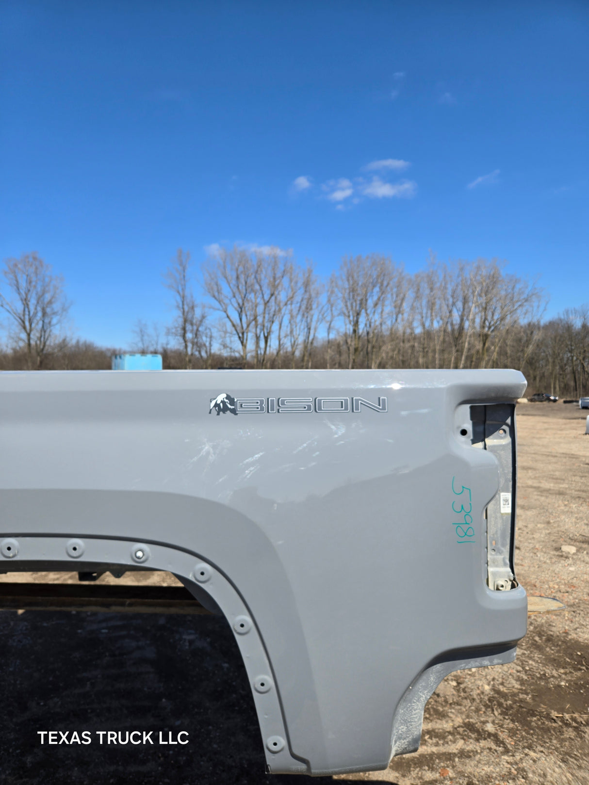 2019-2025 Chevrolet Silverado 2500 3500 HD 6' 6" Short Truck Bed