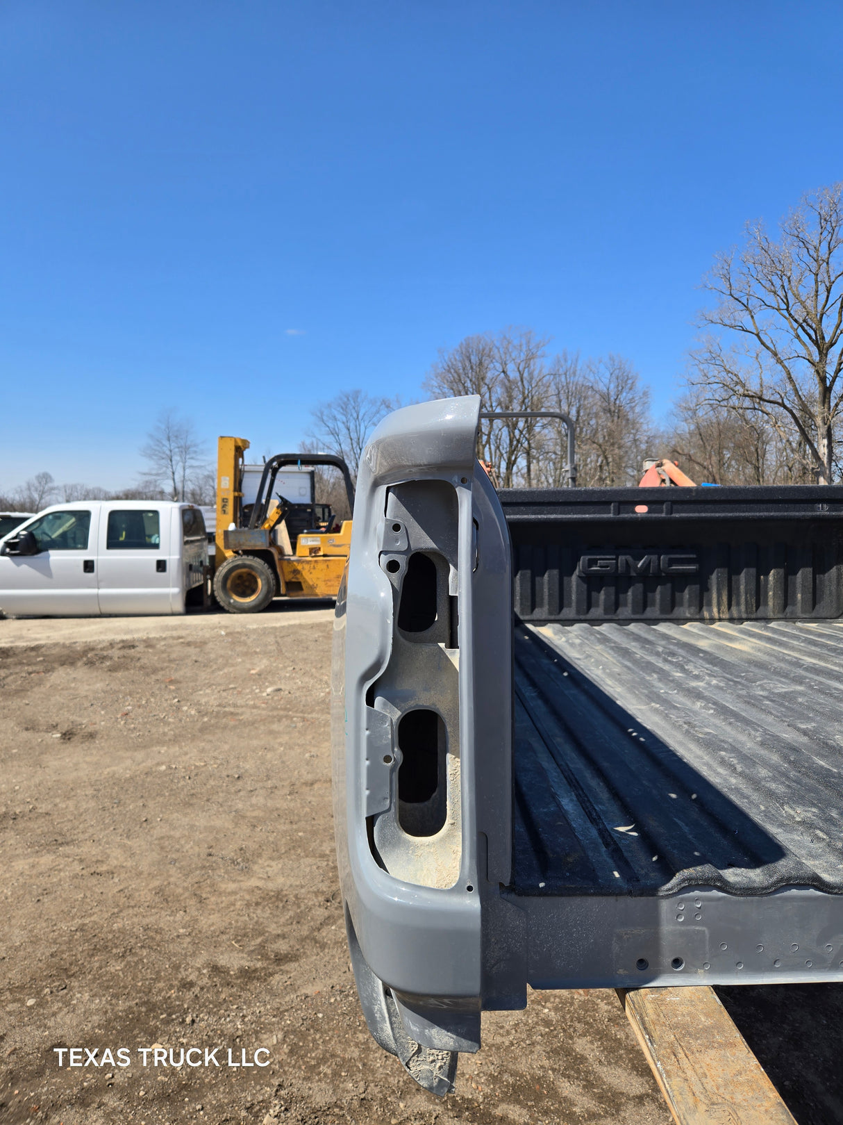 2019-2025 Chevrolet Silverado 2500 3500 HD 6' 6" Short Truck Bed