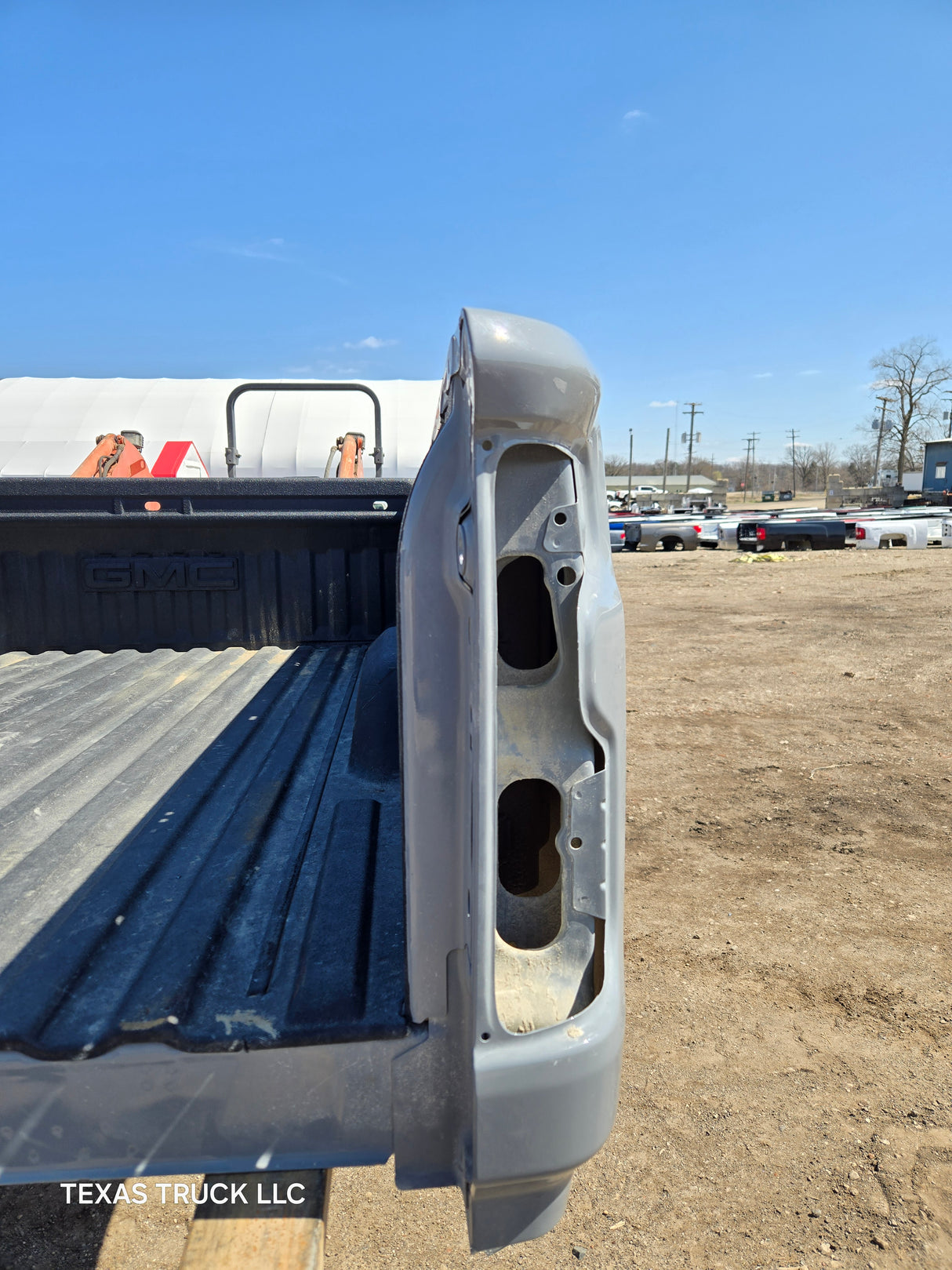 2019-2025 Chevrolet Silverado 2500 3500 HD 6' 6" Short Truck Bed