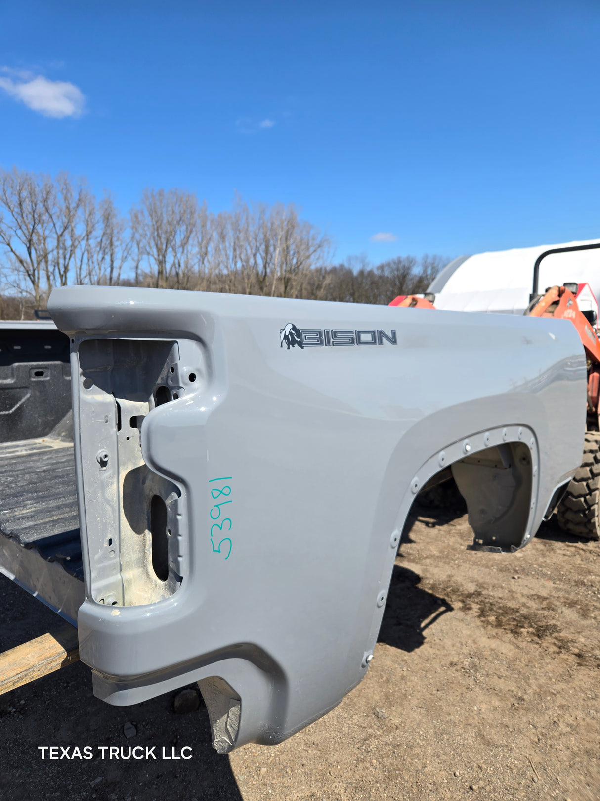 2019-2025 Chevrolet Silverado 2500 3500 HD 6' 6" Short Truck Bed