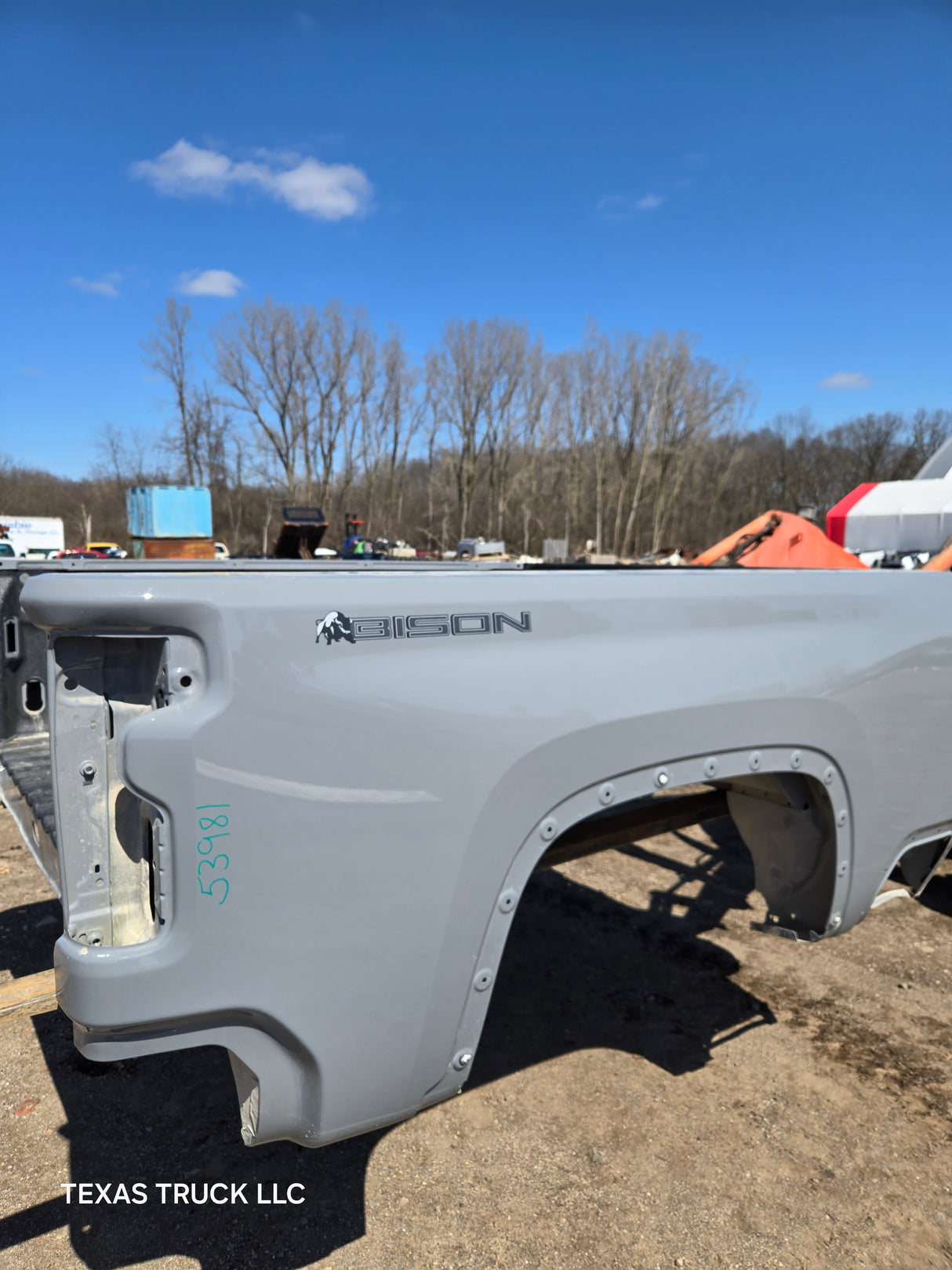 2019-2025 Chevrolet Silverado 2500 3500 HD 6' 6" Short Truck Bed