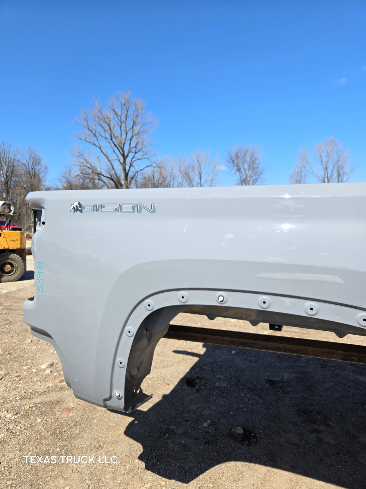 2019-2025 Chevrolet Silverado 2500 3500 HD 6' 6" Short Truck Bed