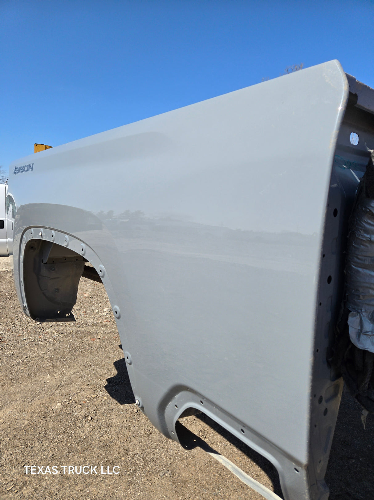 2019-2025 Chevrolet Silverado 2500 3500 HD 6' 6" Short Truck Bed