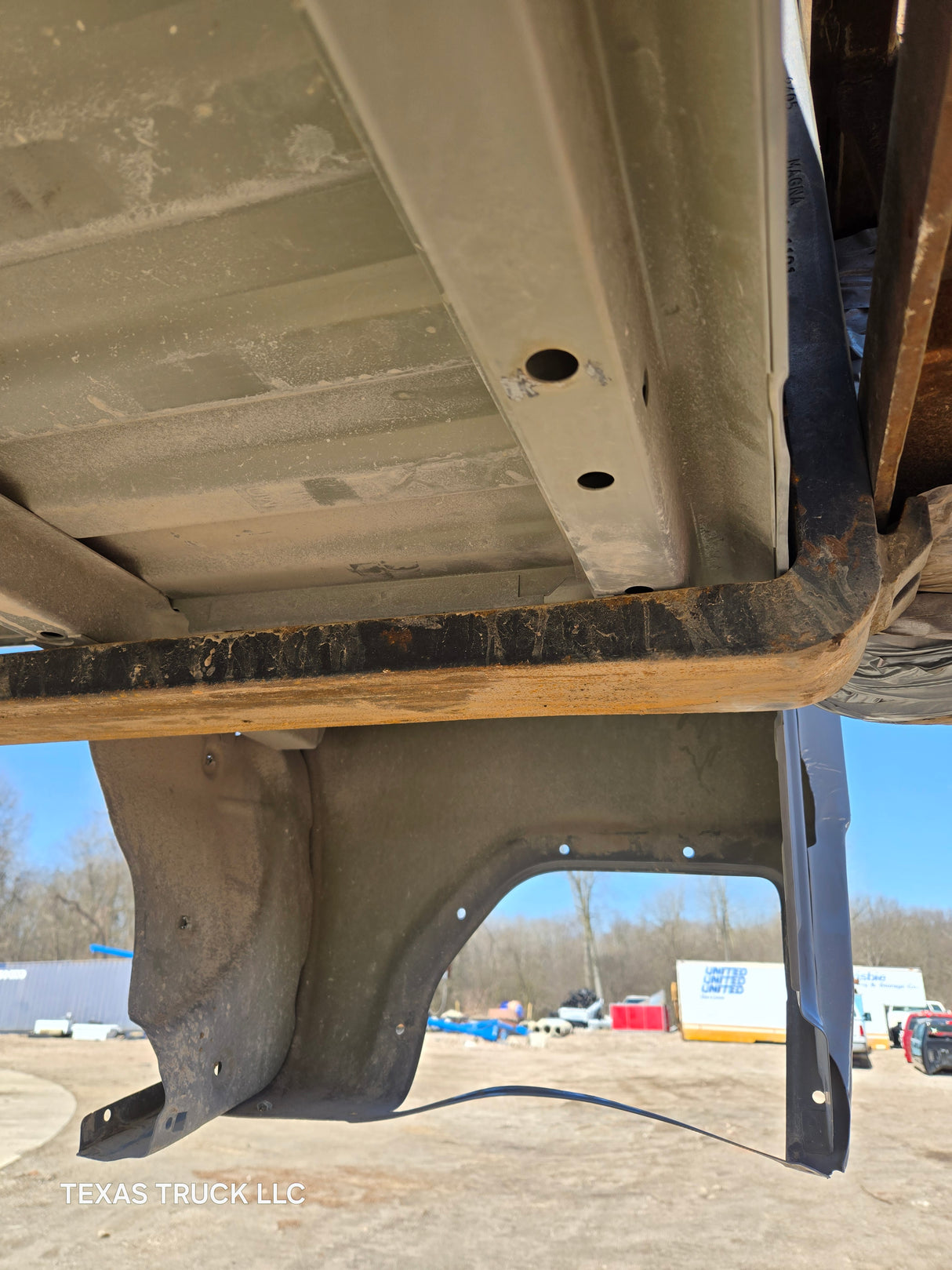 2019-2025 Chevrolet Silverado 2500 3500 HD 6' 6" Short Truck Bed