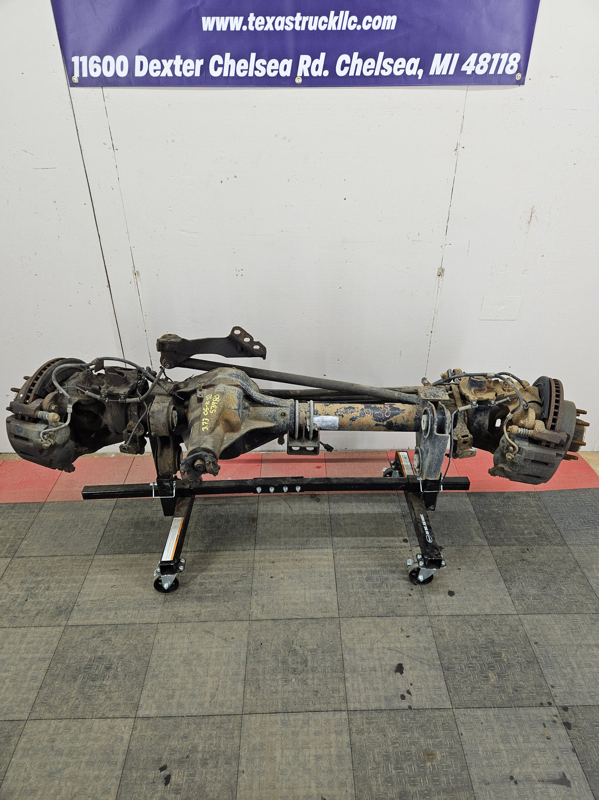 2005-2010 Ford Super Duty F250 F350 FRONT Axle 3.73 SRW 198k miles