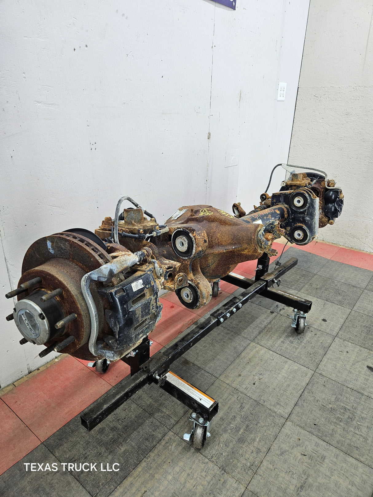 2005-2010 Ford Super Duty F250 F350 FRONT Axle 3.73 SRW 155k miles