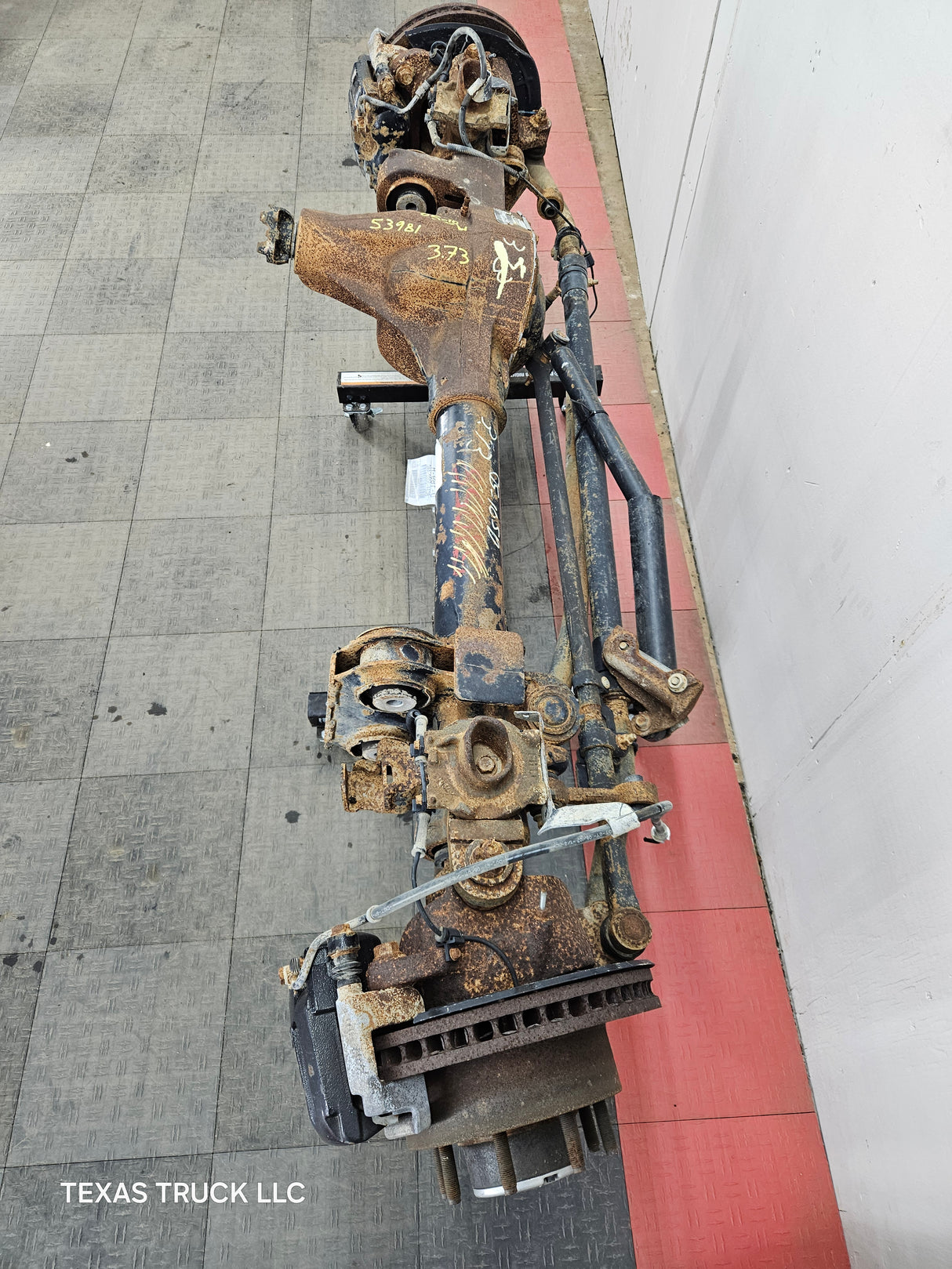 2005-2010 Ford Super Duty F250 F350 FRONT Axle 3.73 SRW 155k miles