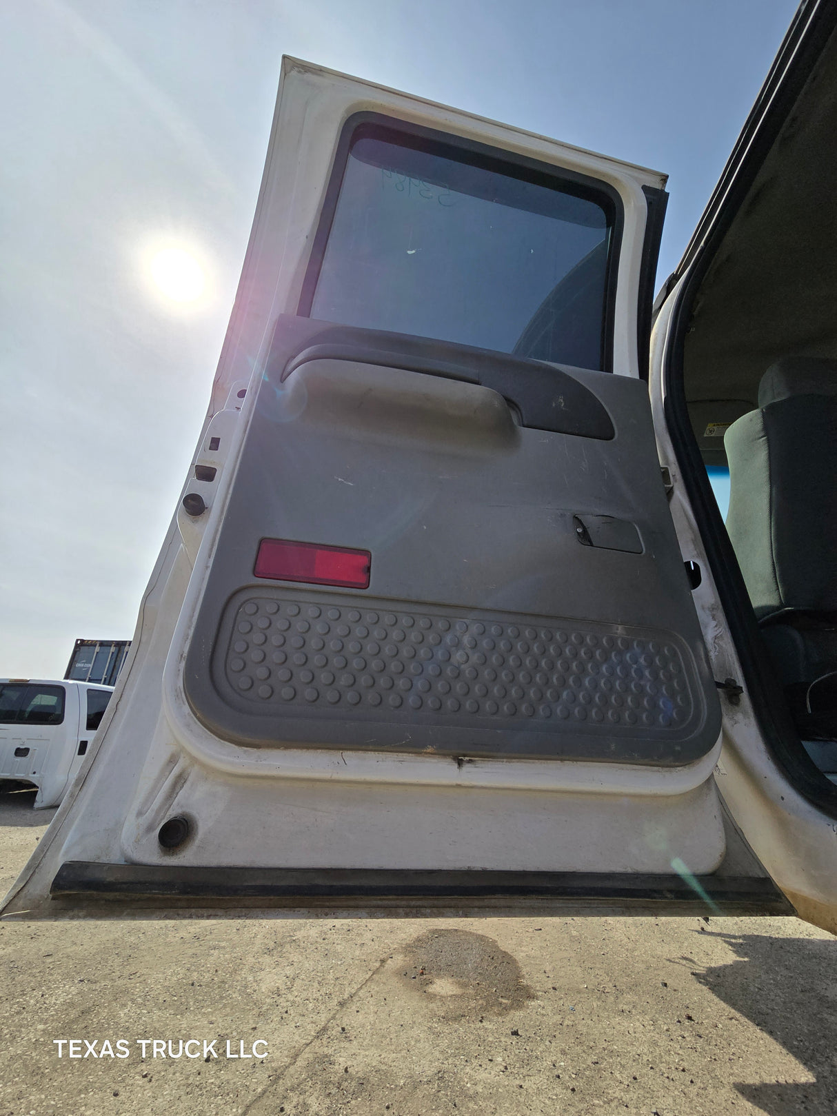 1999-2007 Ford Super Duty F250 F350 F450 F550 4 Door Crew Cab