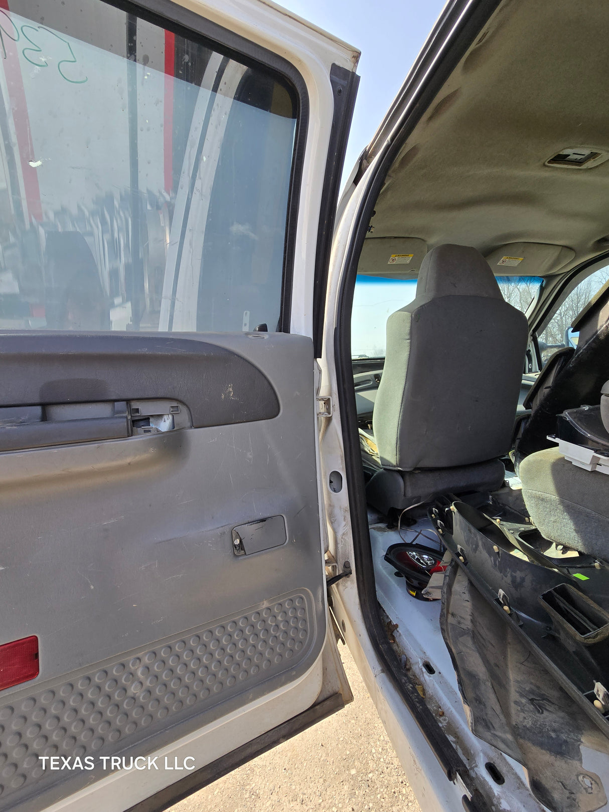 1999-2007 Ford Super Duty F250 F350 F450 F550 4 Door Crew Cab