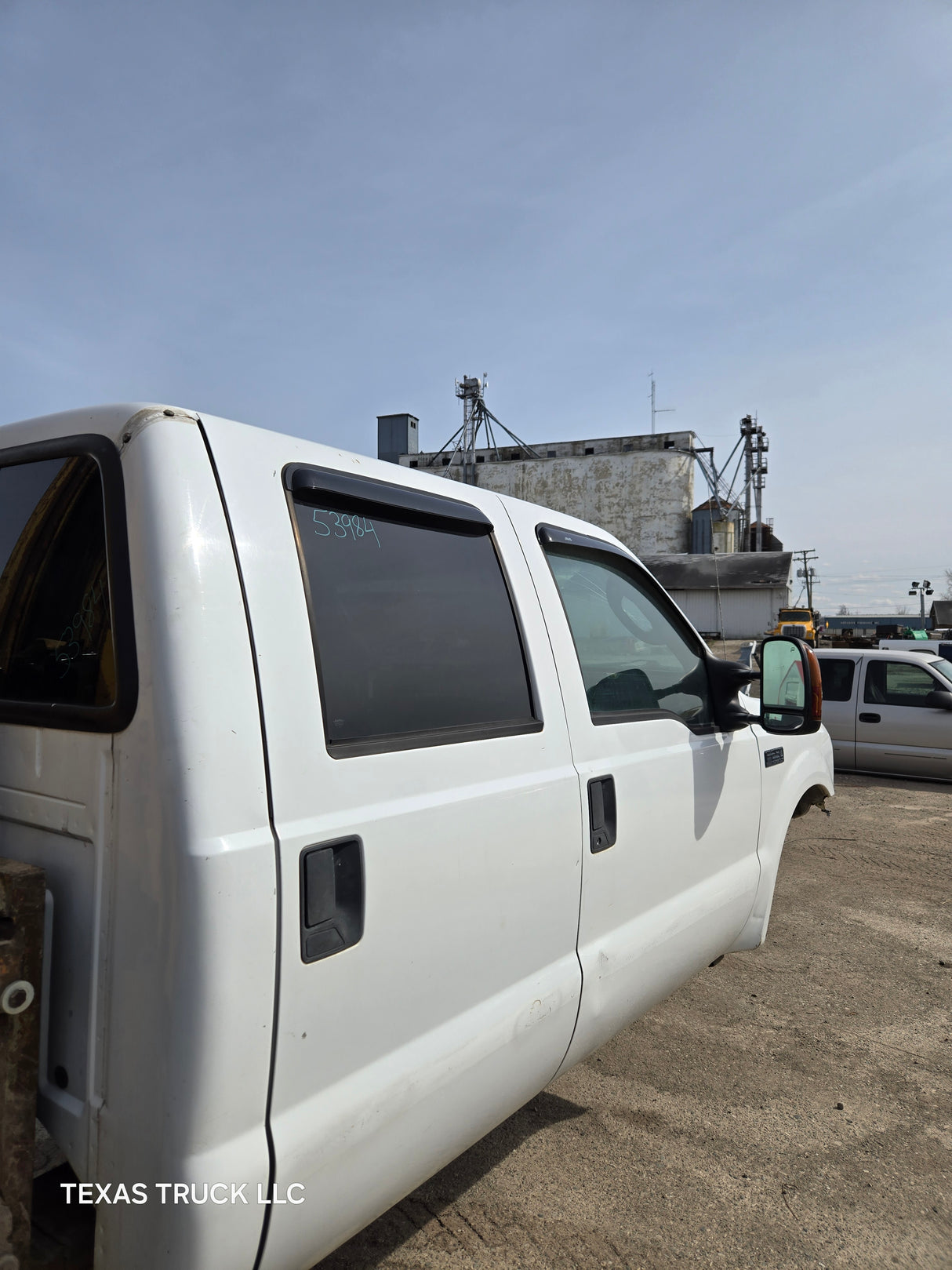 1999-2007 Ford Super Duty F250 F350 F450 F550 4 Door Crew Cab