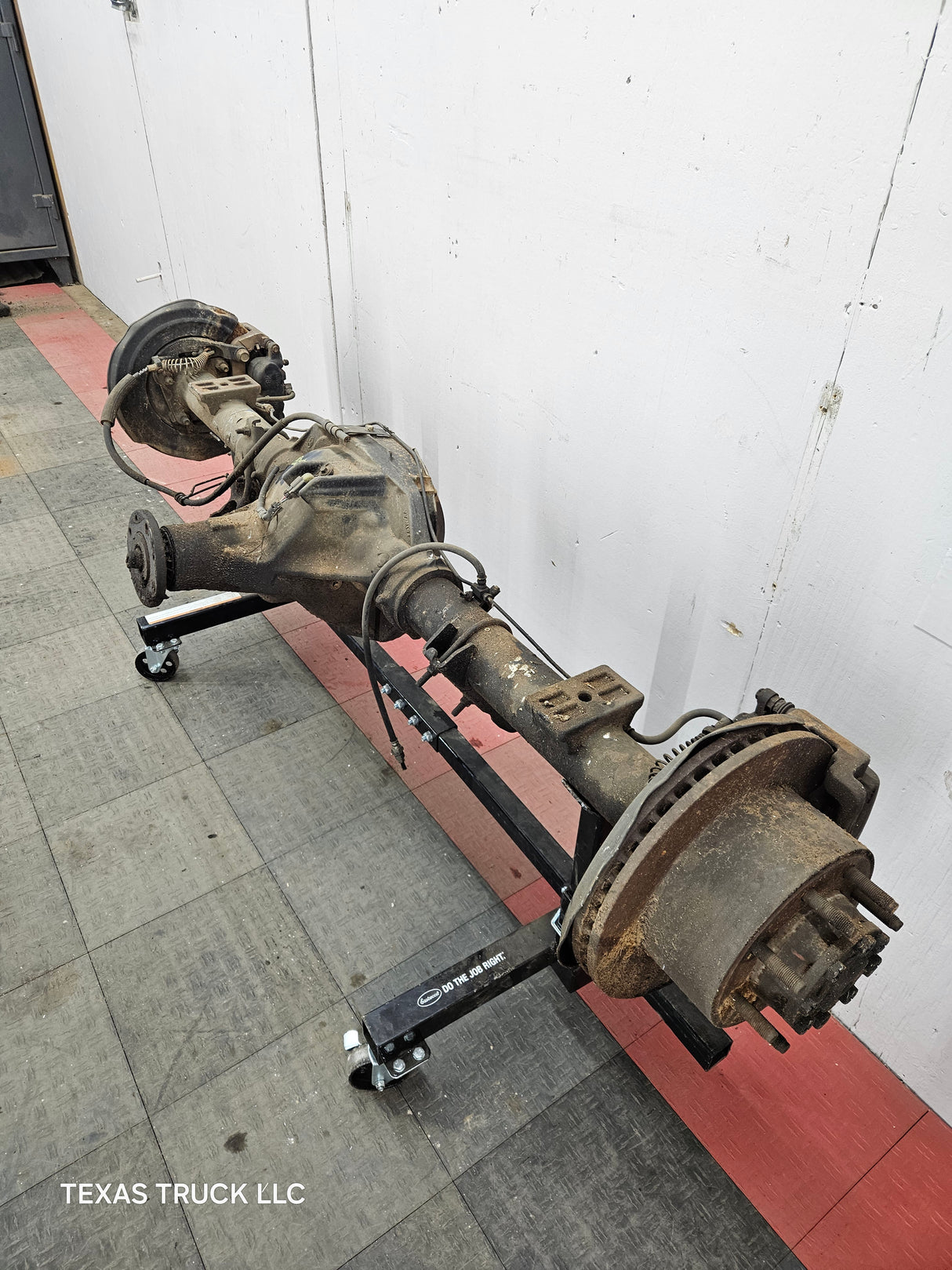2005-2010 Ford Super Duty F250 F350 SRW Rear Axle 3.73 Gear Ratio
