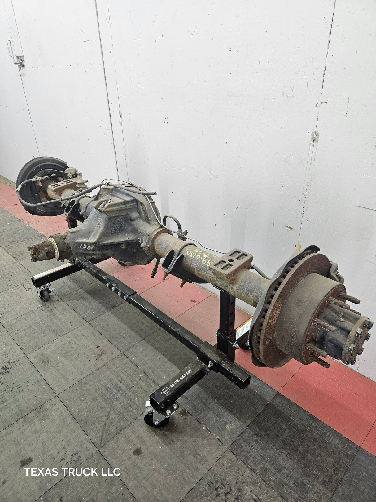 1999-2001 Ford Super Duty F250 F350 SRW Rear Axle 3.73 Ratio