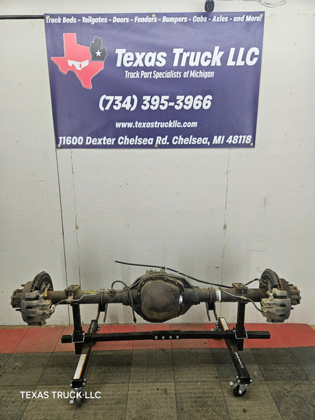 1999-2001 Ford Super Duty F250 F350 SRW Rear Axle 3.73 Ratio