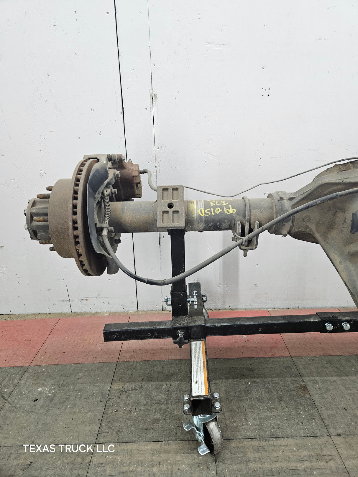 1999-2001 Ford Super Duty F250 F350 SRW Rear Axle 3.73 Ratio