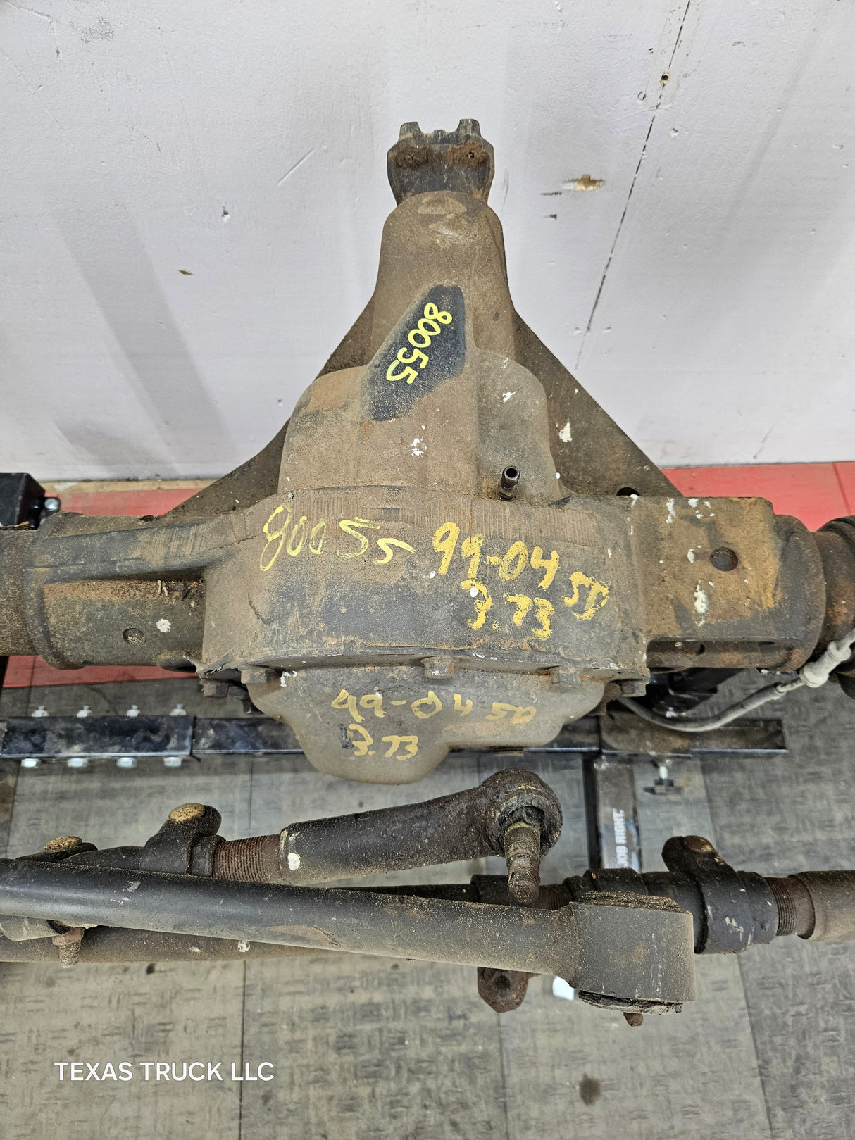 1999-2004 Ford Super Duty F250 F350 SRW Front Axle 3.73 Gear Ratio