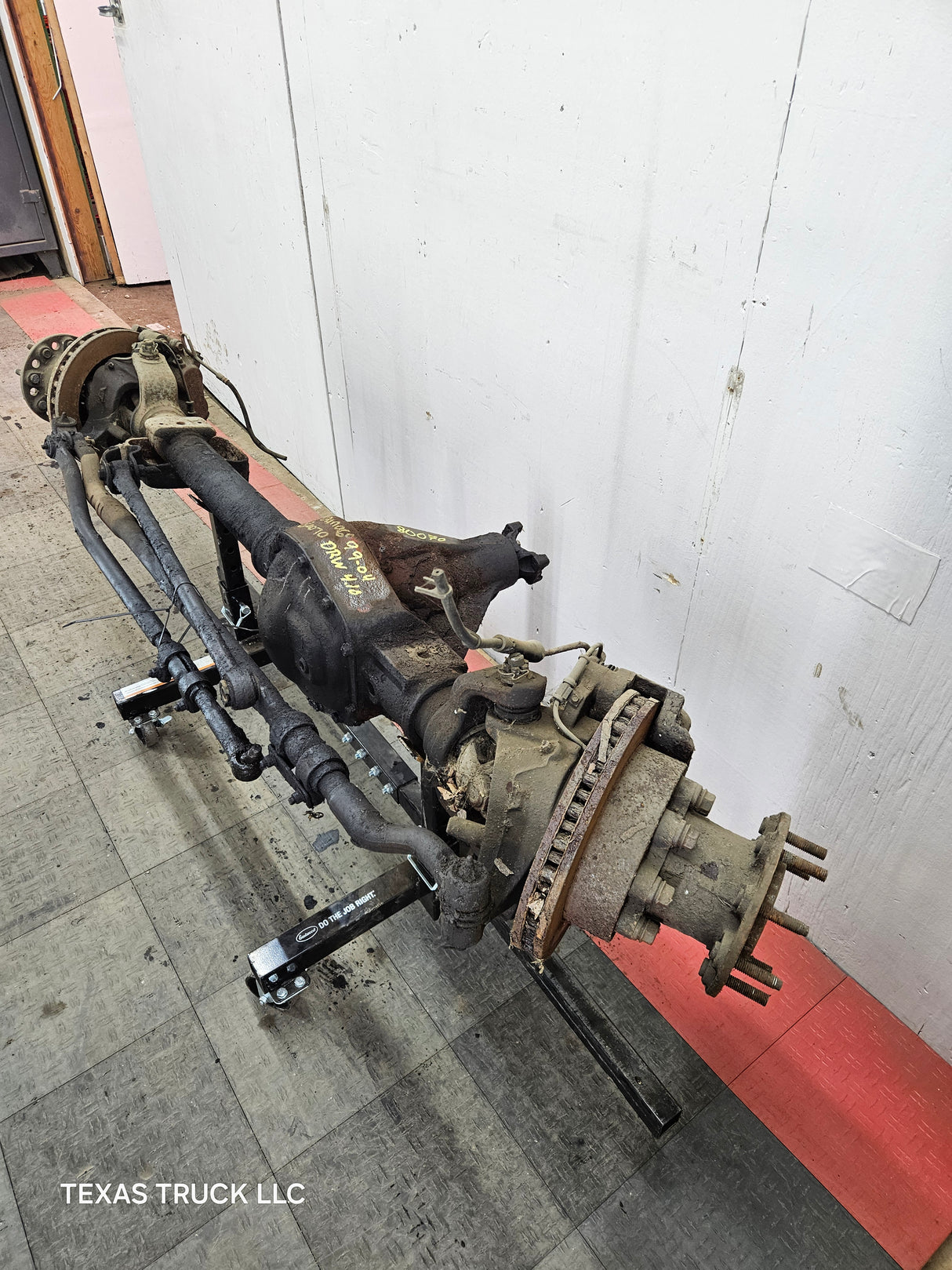 1999-2004 Ford Super Duty F250 F350 DRW Front Axle 4.10 Gear Ratio Dually Axle