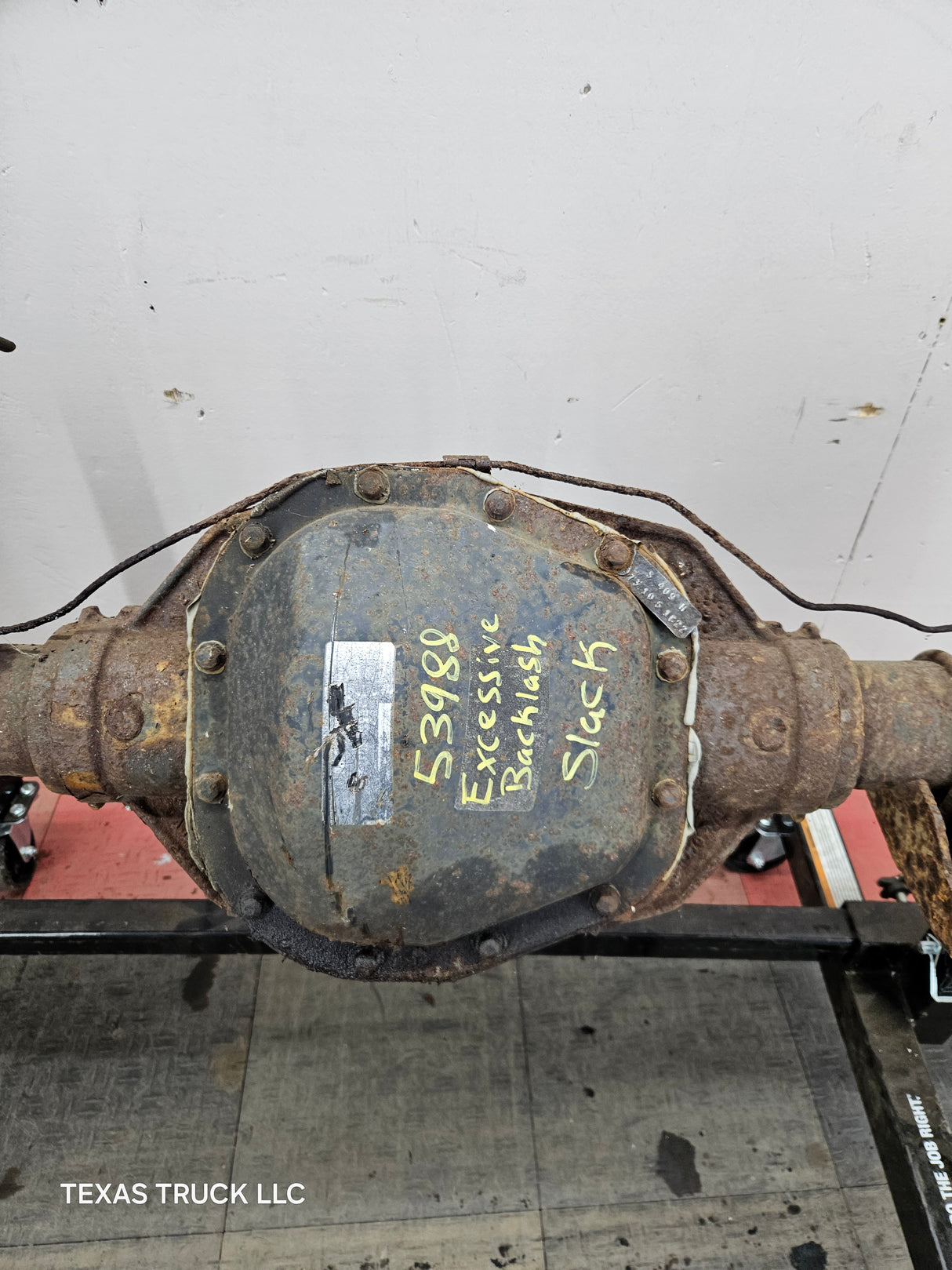 1999-2001 Ford Super Duty F250 F350 SRW Rear Axle - Part Out