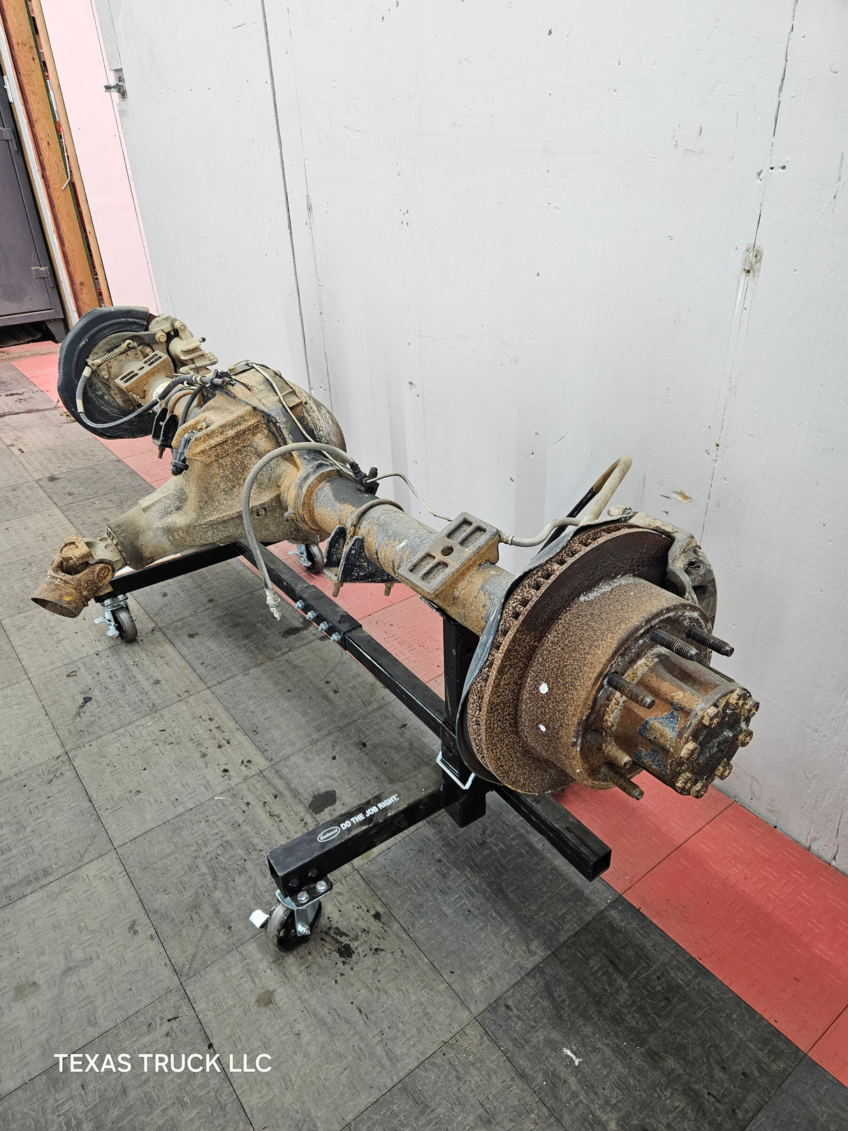 1999-2001 Ford Super Duty F250 F350 SRW Rear Axle 3.73 Ratio