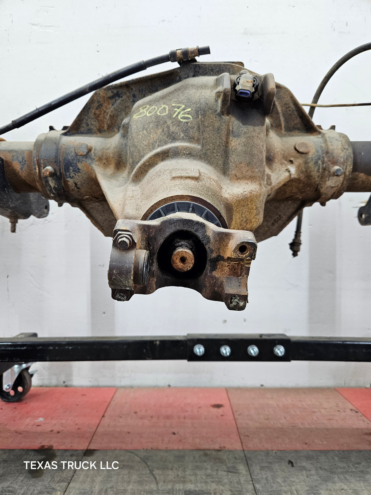 1999-2001 Ford Super Duty F250 F350 SRW Rear Axle 3.73 Ratio