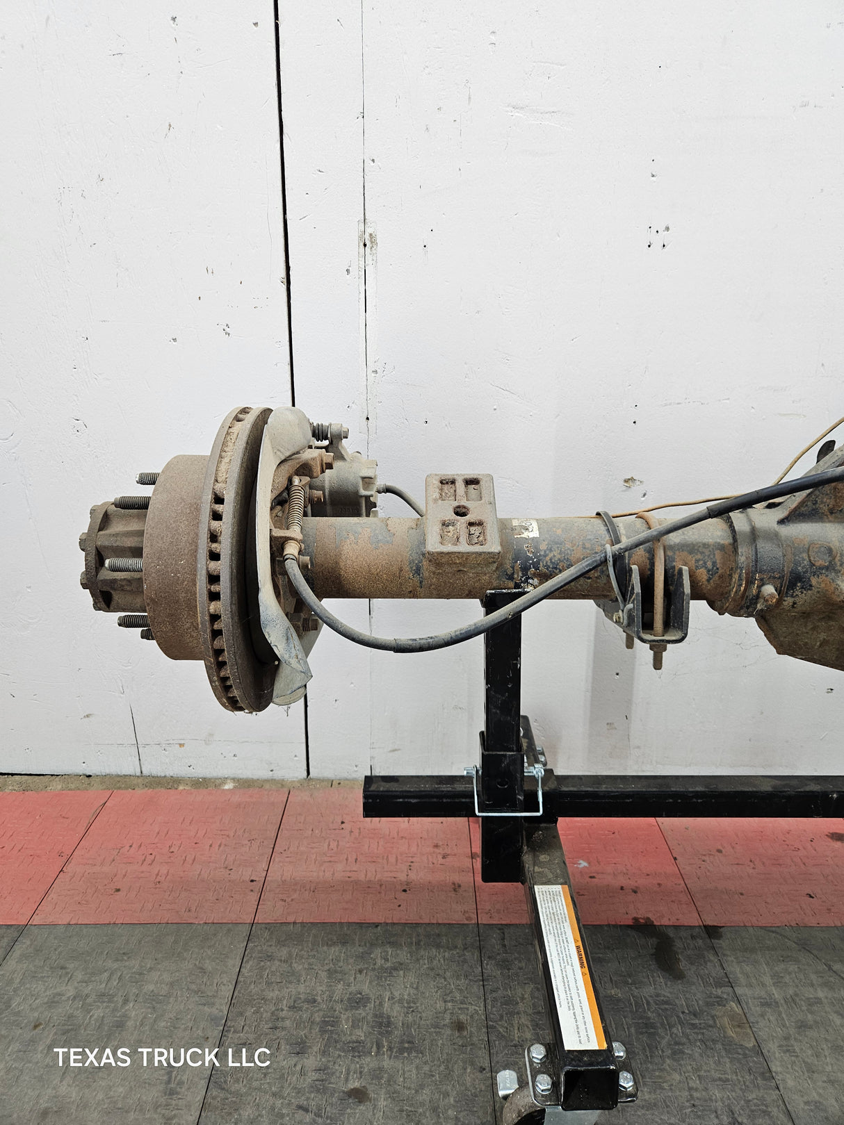1999-2001 Ford Super Duty F250 F350 SRW Rear Axle 3.73 Ratio