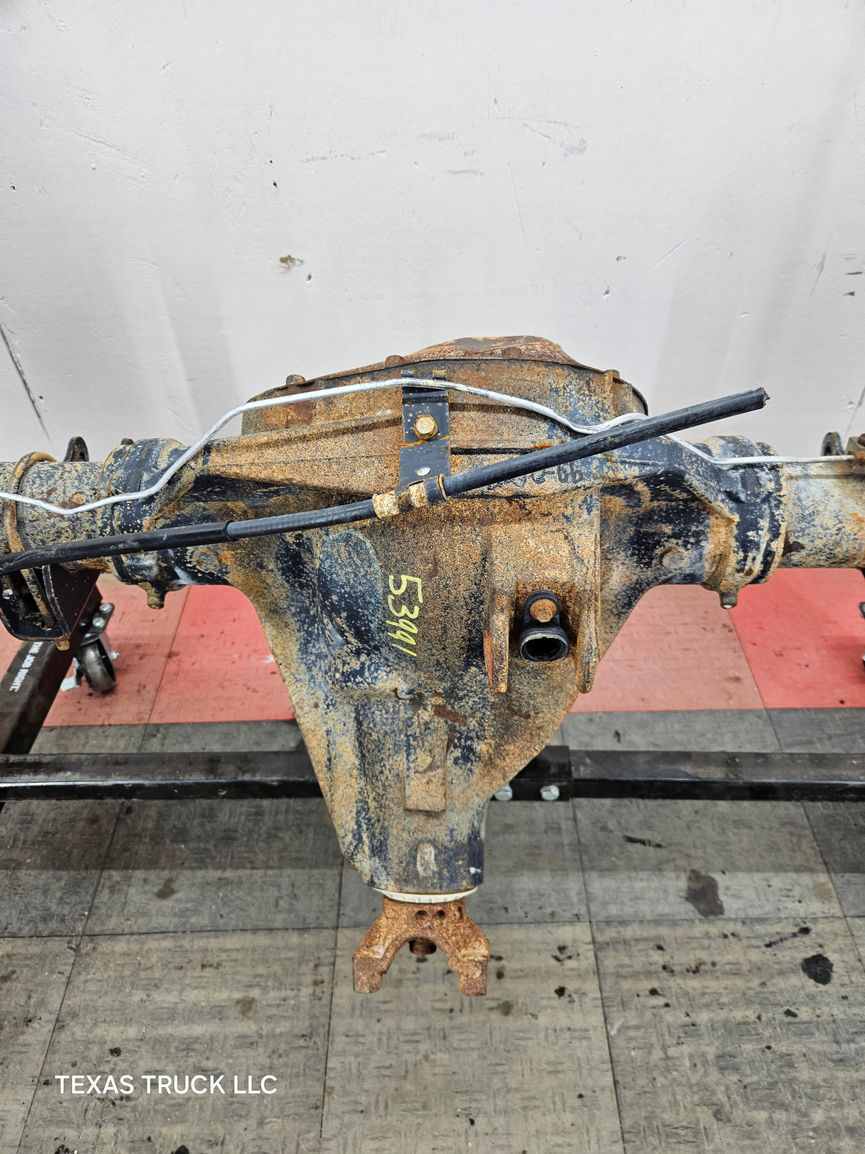 1999-2001 Ford Super Duty F250 F350 SRW Rear Axle 3.73 Ratio