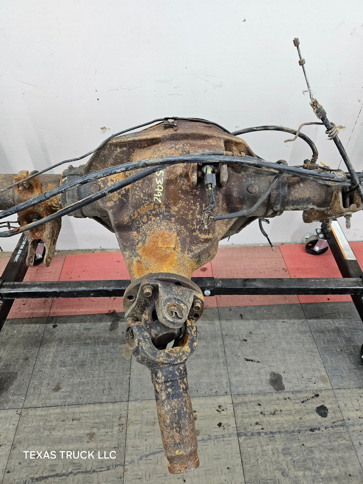 2005-2010 Ford Super Duty F250 F350 SRW Rear Axle 3.73 Gear Ratio 189k miles