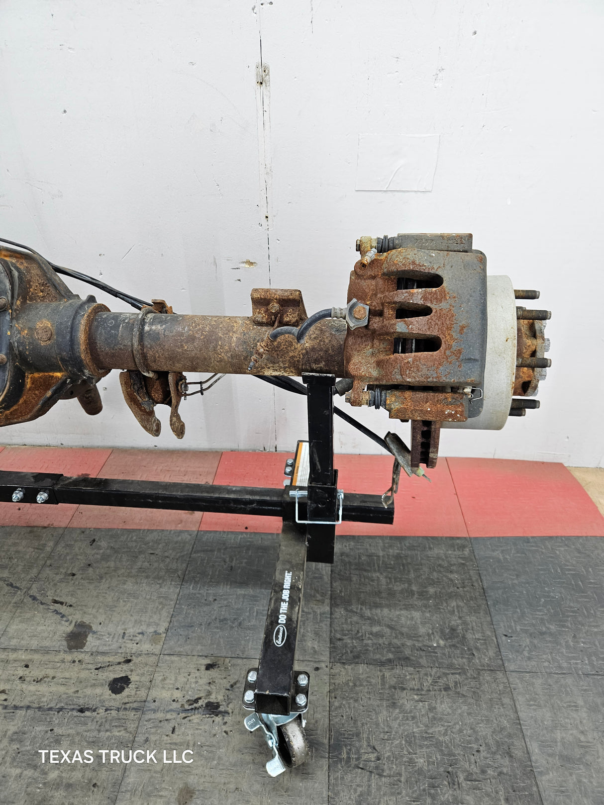 2005-2010 Ford Super Duty F250 F350 SRW Rear Axle 3.73 Gear Ratio 189k miles