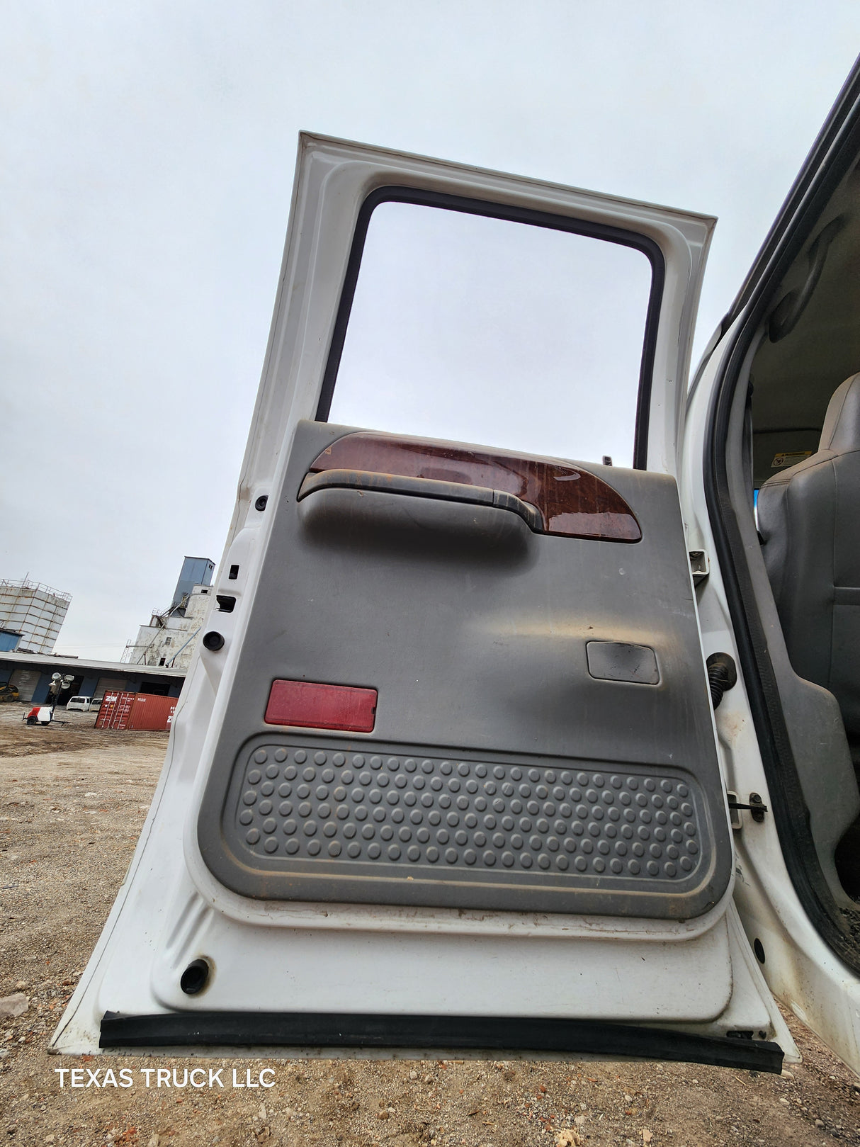 1999-2007 Ford Super Duty F250 F350 F450 F550 4 Door Crew Cab