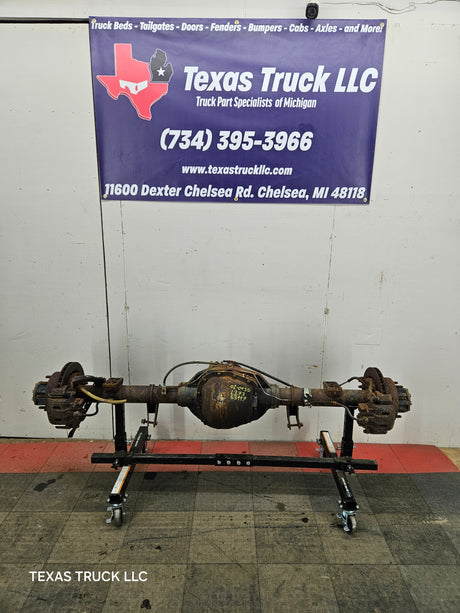 2002-2004 Ford Super Duty F250 F350 SRW Rear Axle 3.73 Gear Ratio