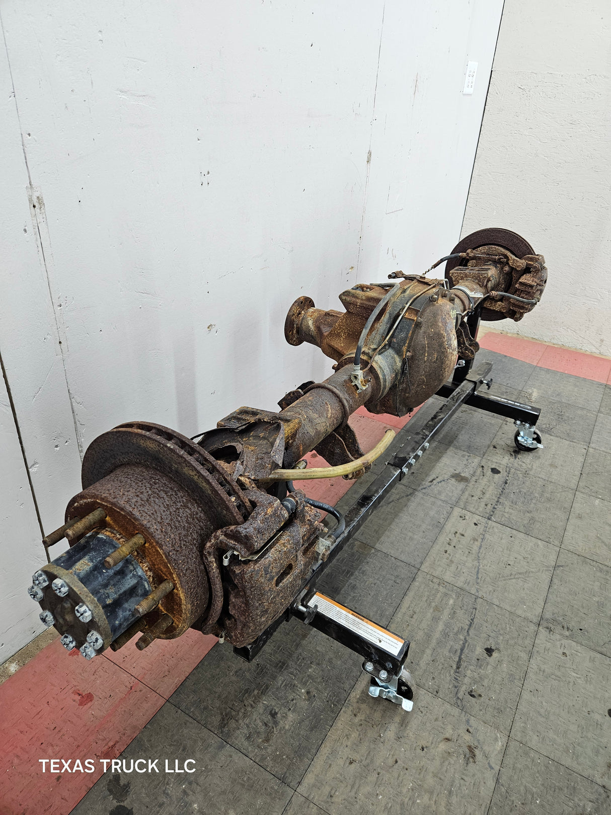 2002-2004 Ford Super Duty F250 F350 SRW Rear Axle 3.73 Gear Ratio