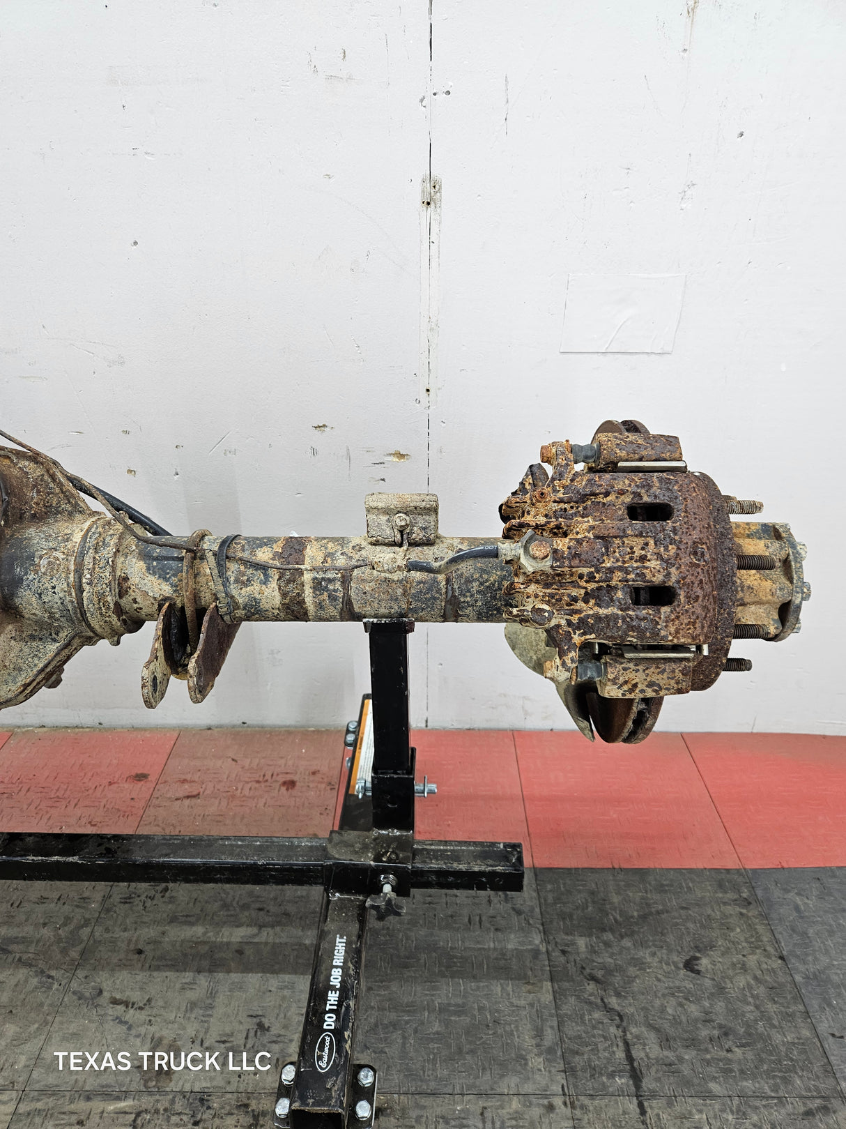 1999-2001 Ford Super Duty F250 F350 SRW Rear Axle 3.73 Ratio