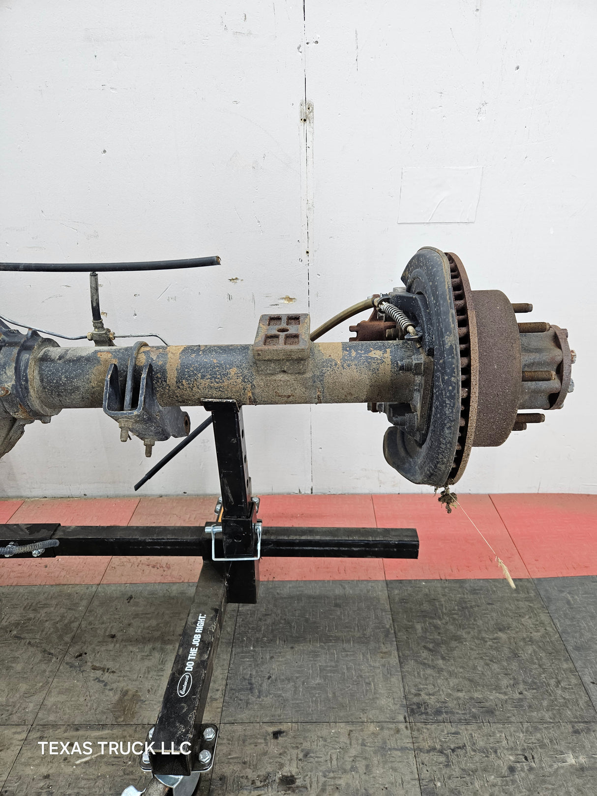 2002-2004 Ford Super Duty F250 F350 SRW Rear Axle 3.73 Gear Ratio