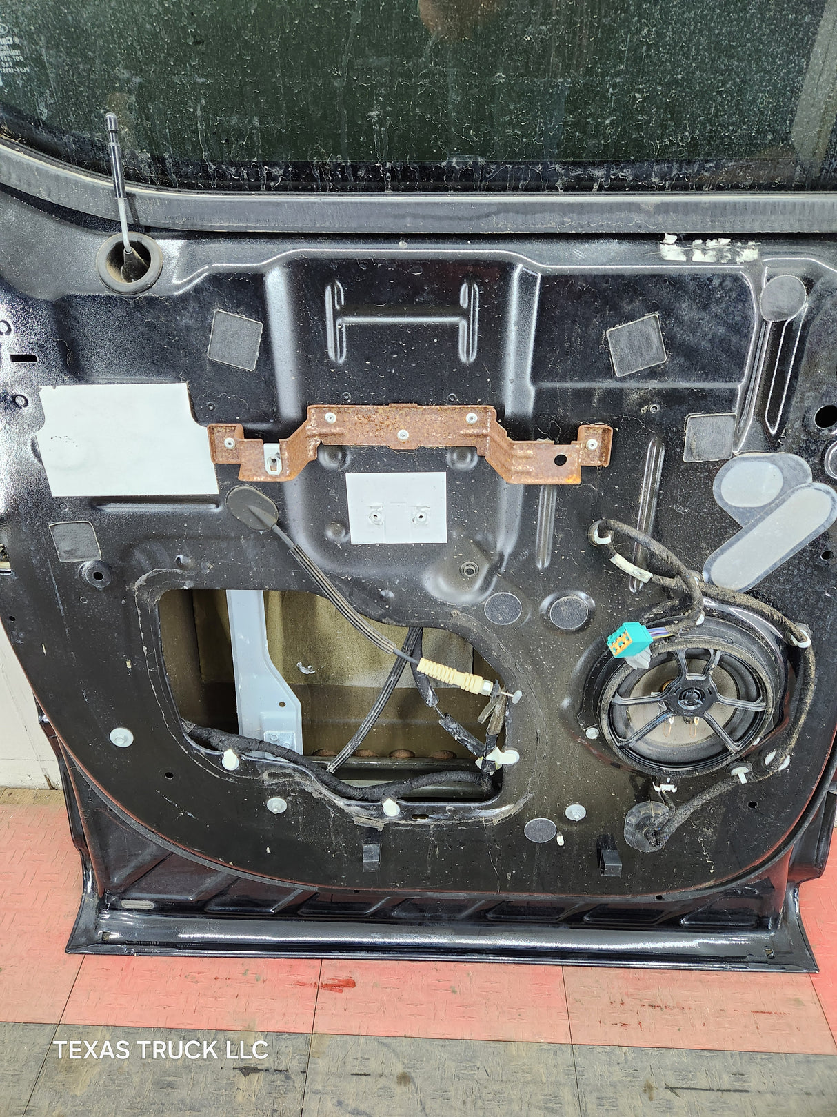 2015-2022 Ford F150 / Super Duty Driver Rear Door LH F250 F350 F450 F550