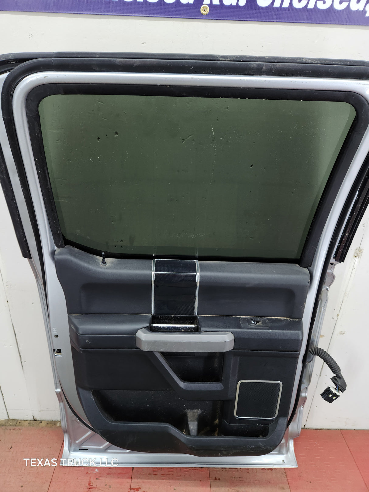 2015-2022 Ford F150 / Super Duty Driver Rear Door LH F250 F350 F450 F550