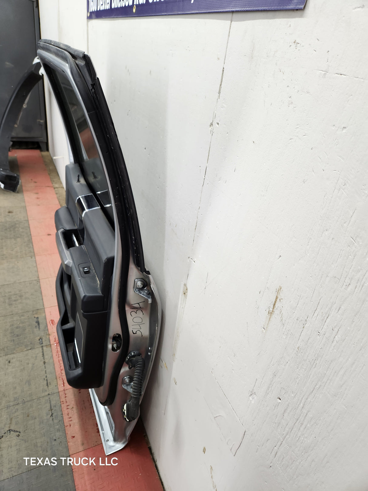 2015-2022 Ford F150 / Super Duty Driver Rear Door LH F250 F350 F450 F550