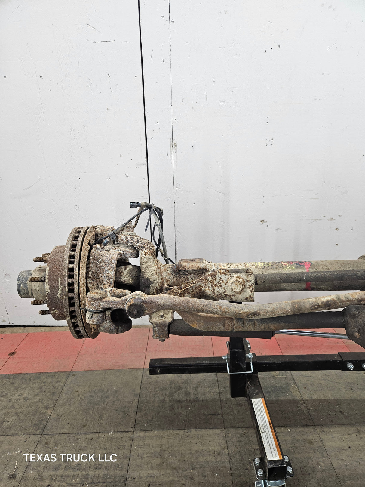 1999-2004 Ford Super Duty F250 F350 SRW Front Axle 3.73 Gear Ratio