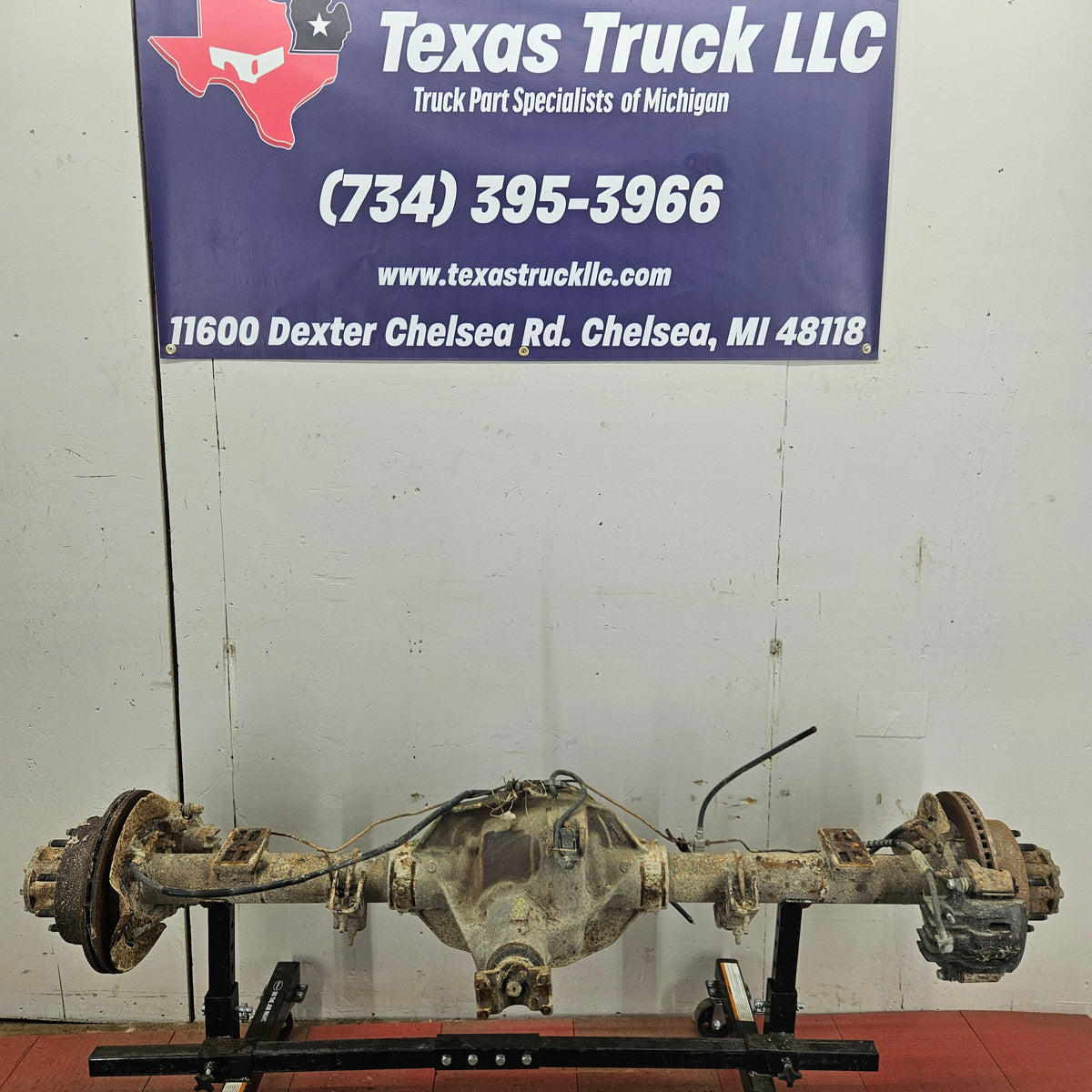 Axle For '87-'96 Ford Truck, Left Hand Side. 33 3/16, 5 Lug, 31 Spline USA Standard Gear
