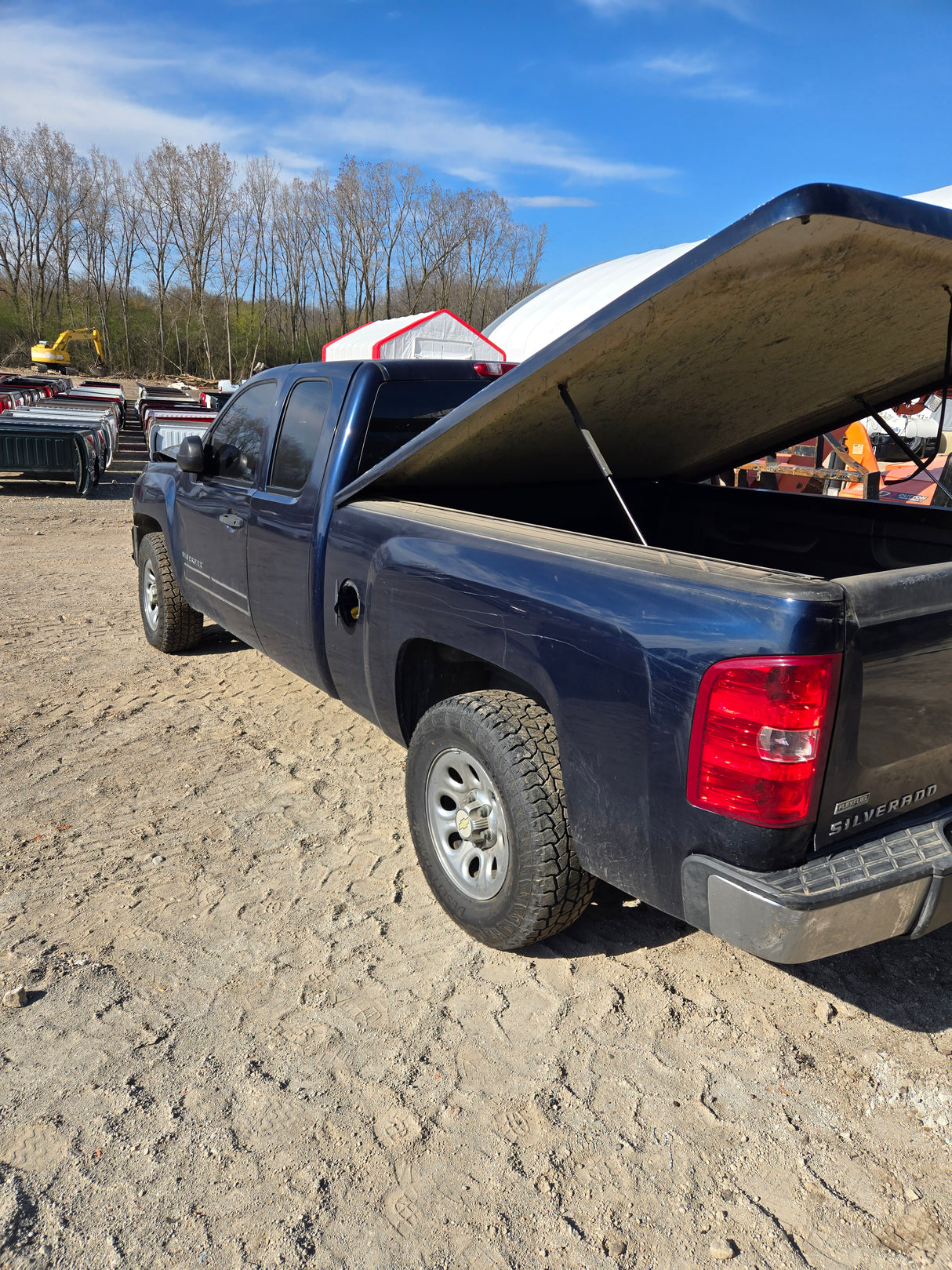 2010 Chevrolet Silverado Extended Cab Short Bed 1500 - FULL PART OUT