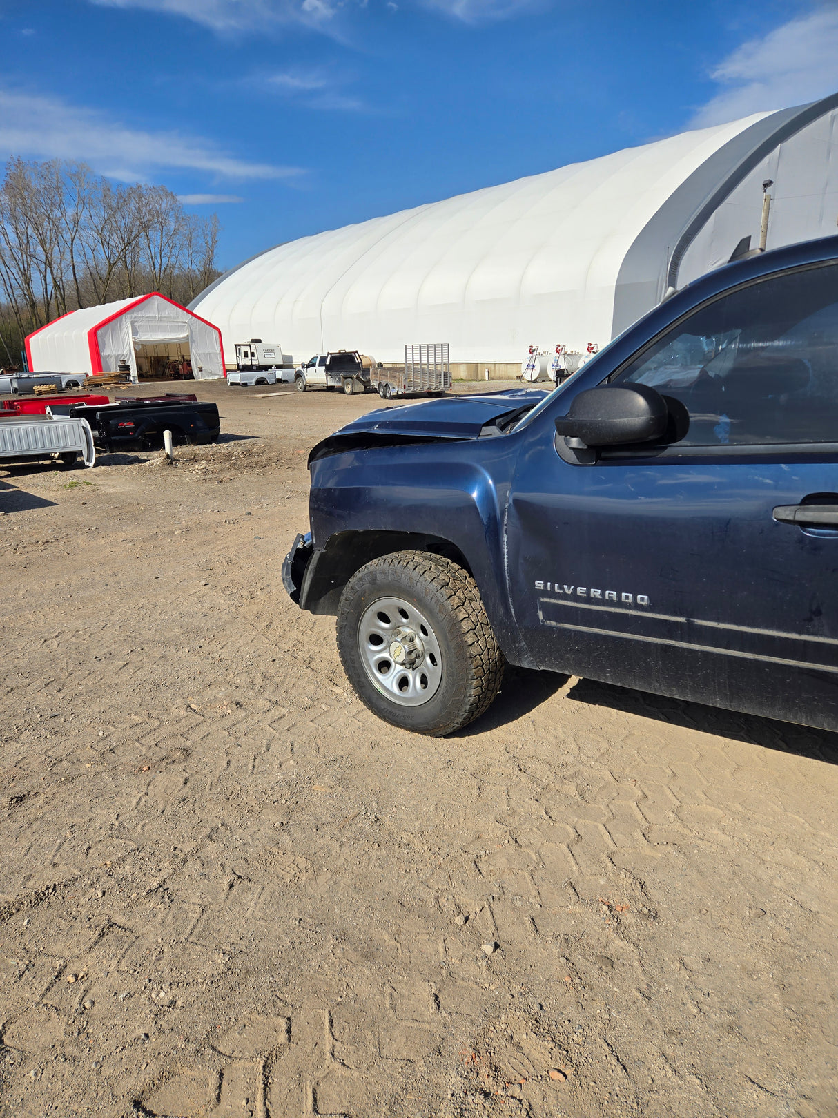 2010 Chevrolet Silverado Extended Cab Short Bed 1500 - FULL PART OUT